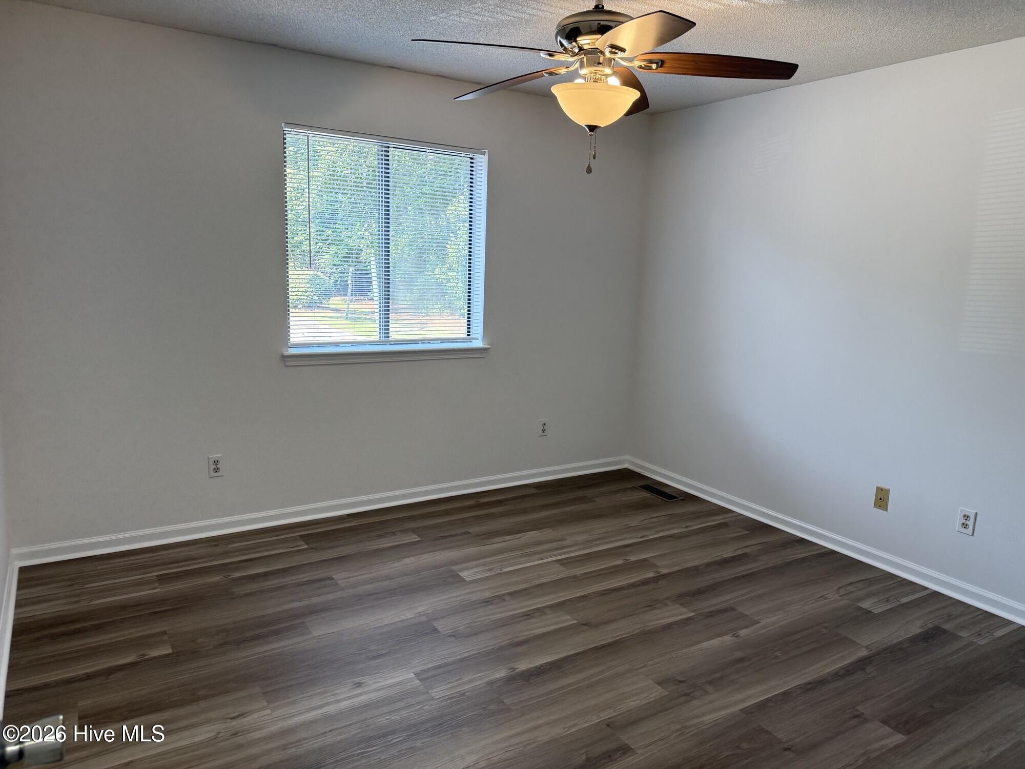 522 S Kerr Avenue 29 Property Photo 15