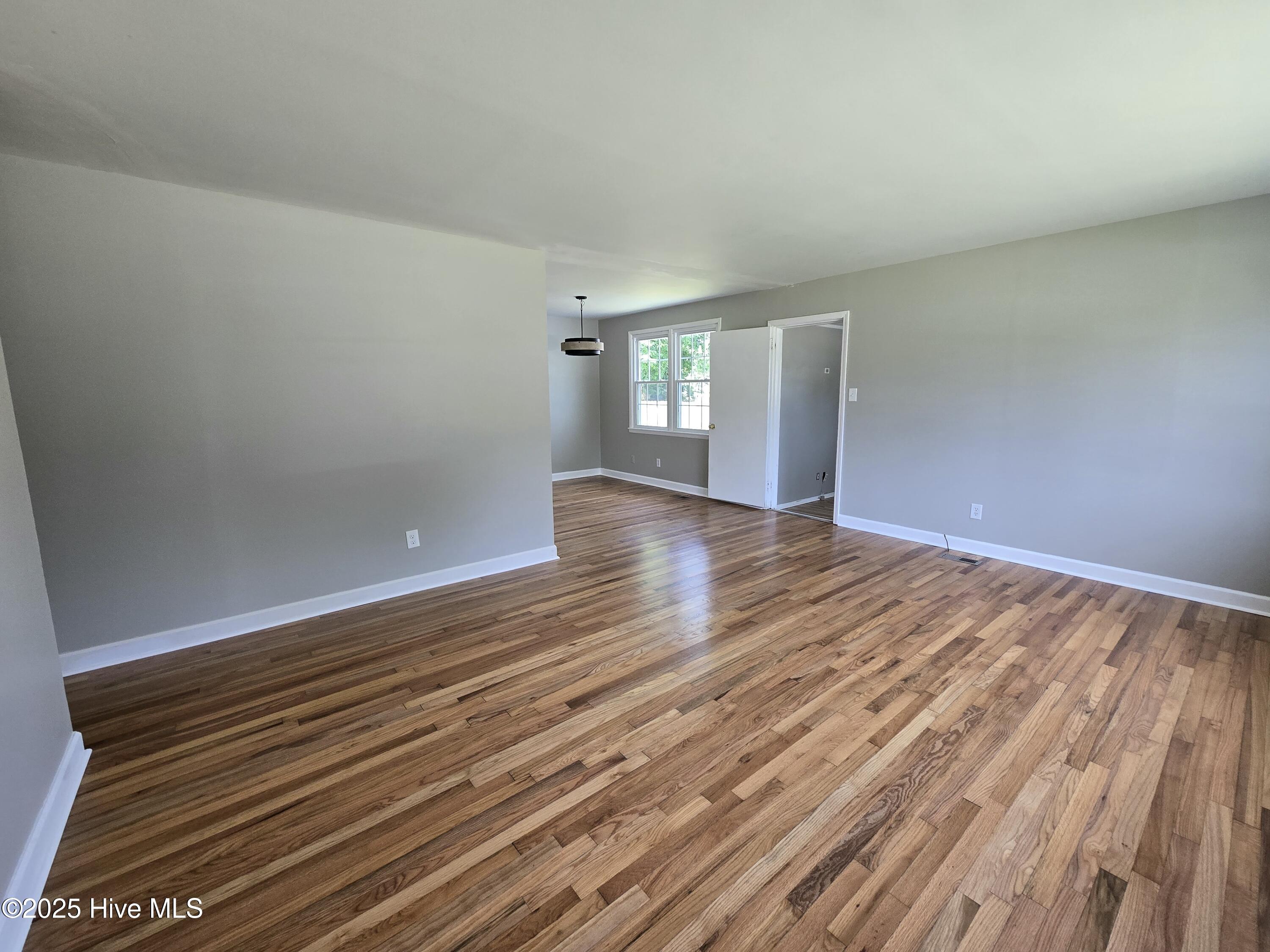 801 Barn Street Property Photo 4