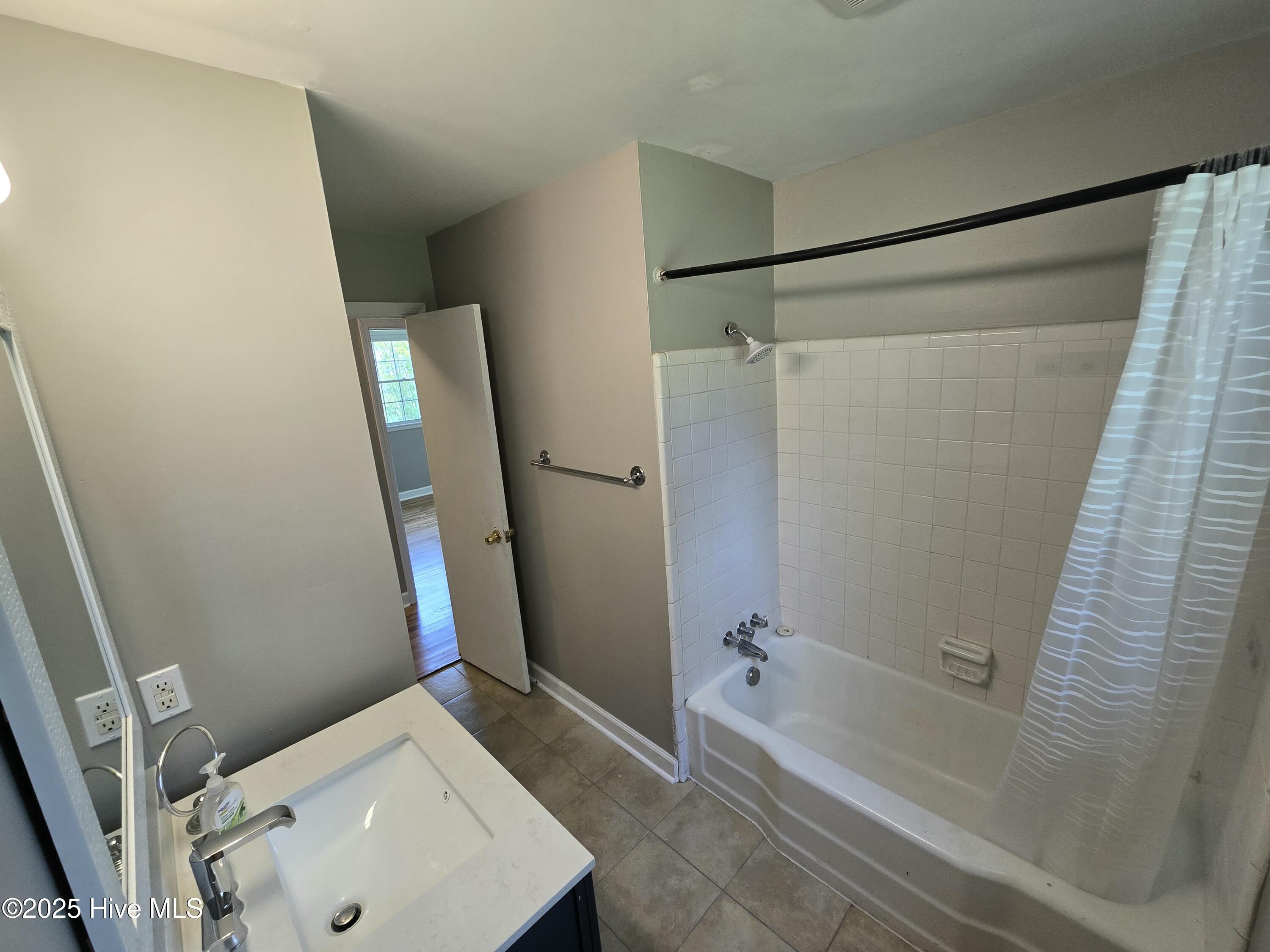 801 Barn Street Property Photo 18