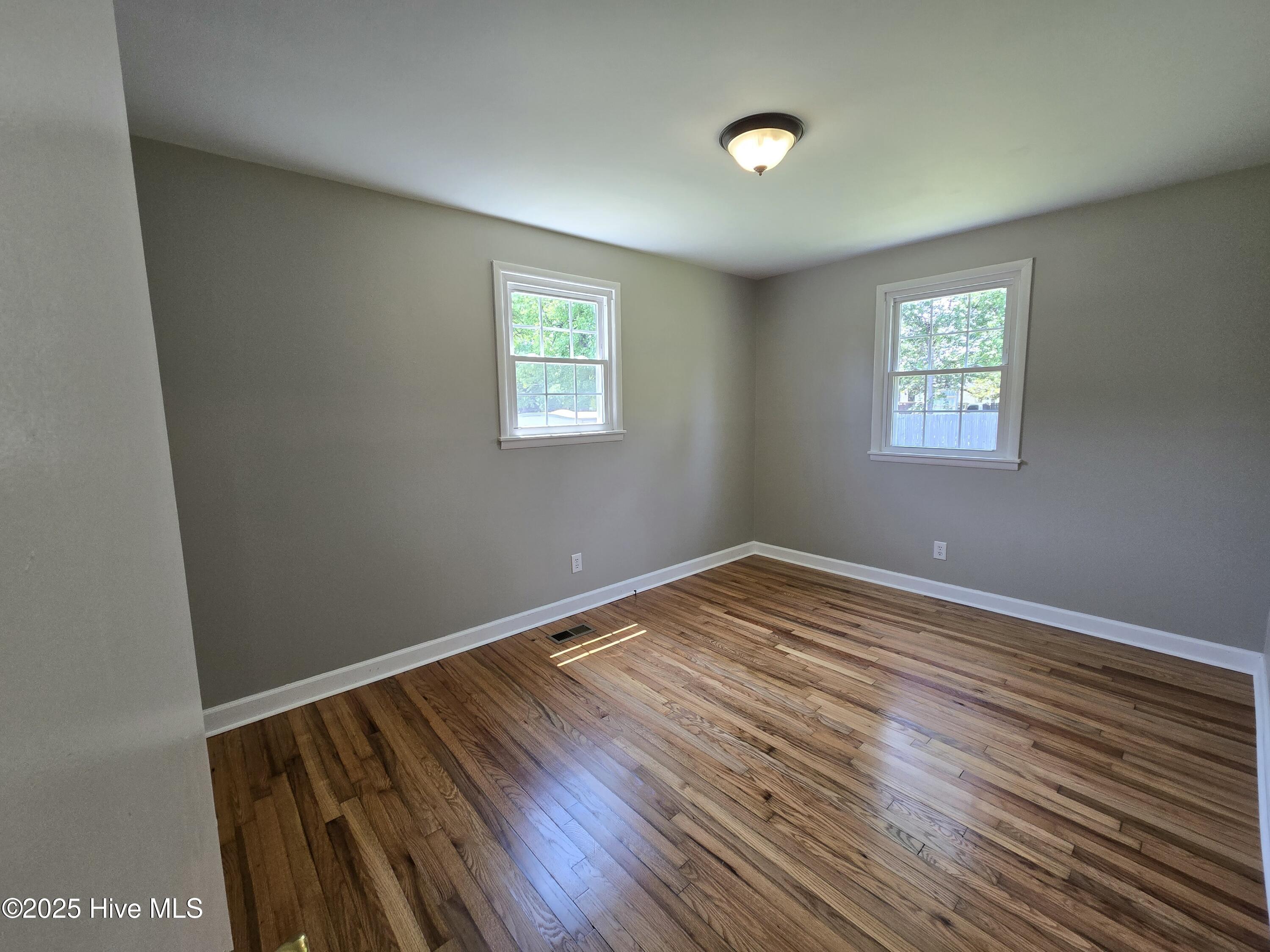 801 Barn Street Property Photo 22