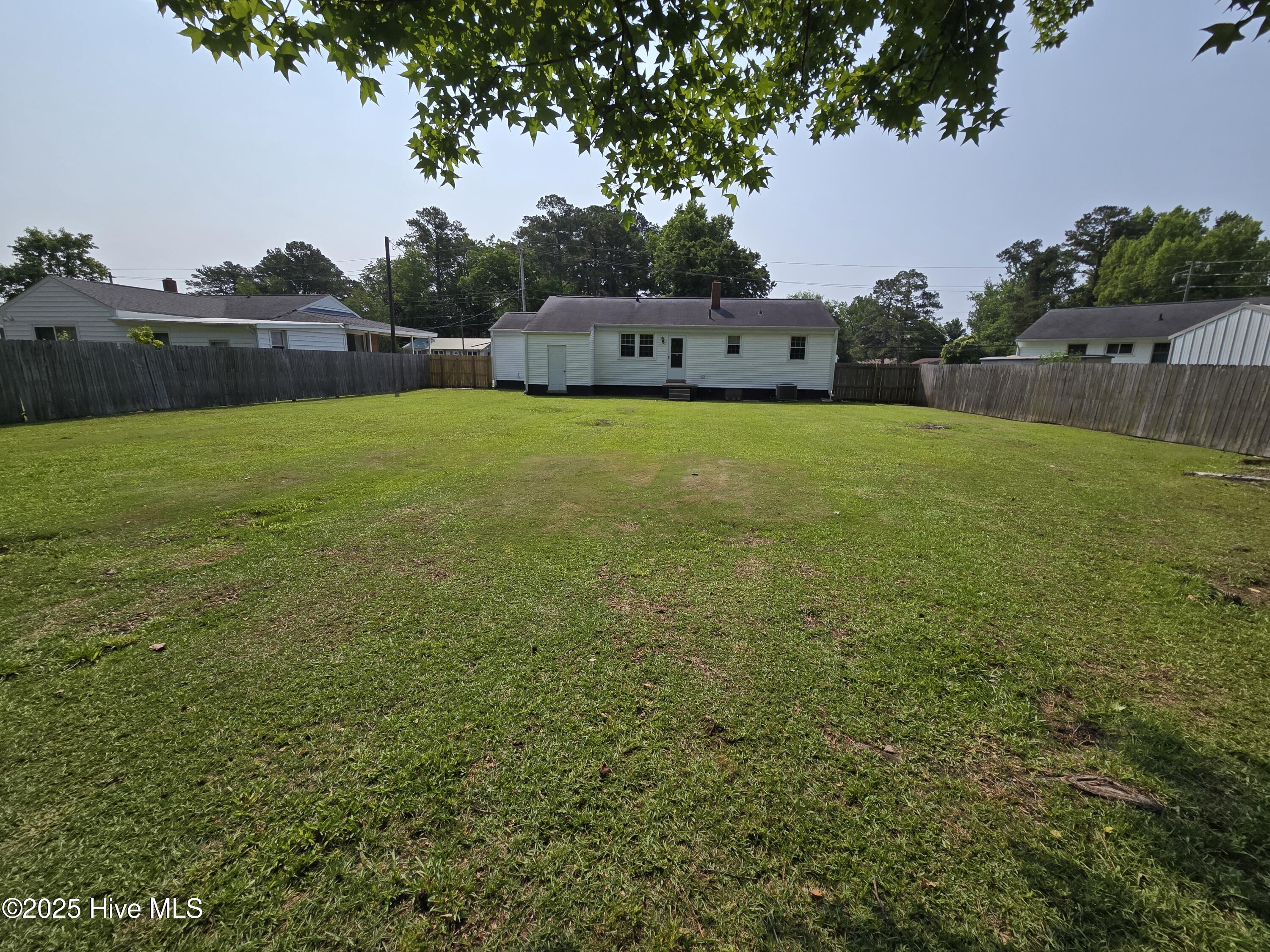 801 Barn Street Property Photo 25