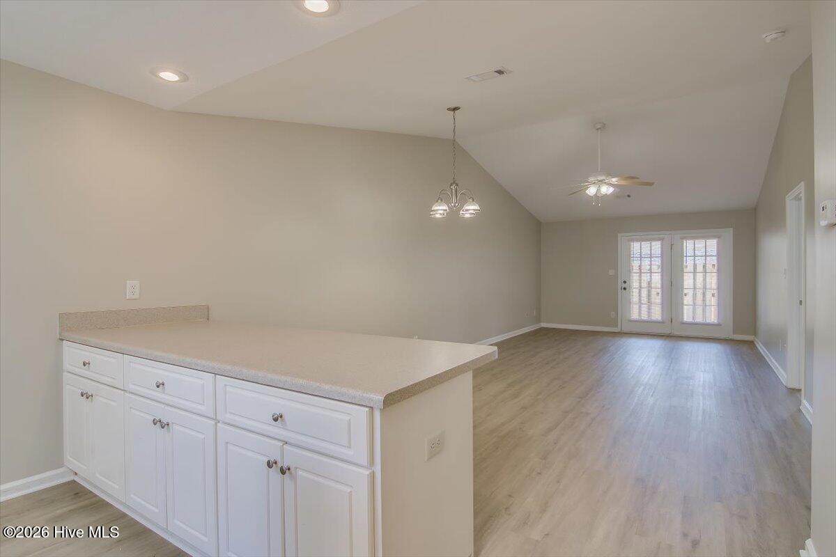 608 Mickelson Way Property Photo 4