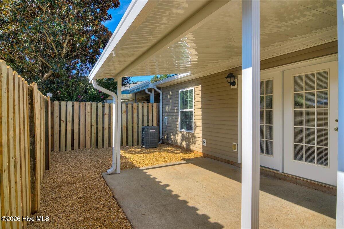 608 Mickelson Way Property Photo 23