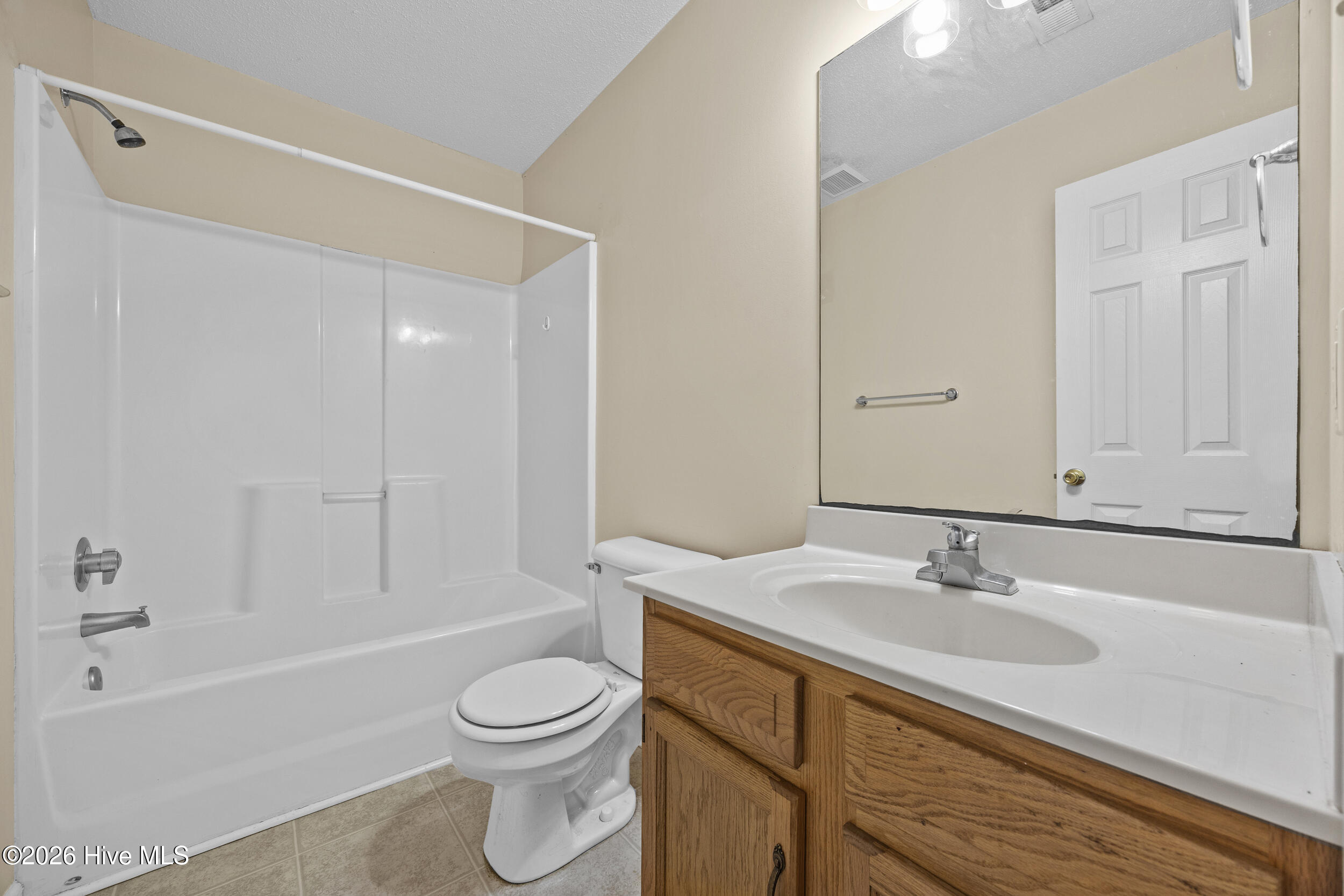370 Bracken Place Property Photo 13