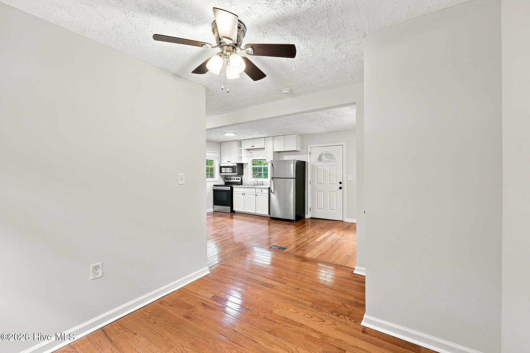 700 Harris Street Property Photo 24