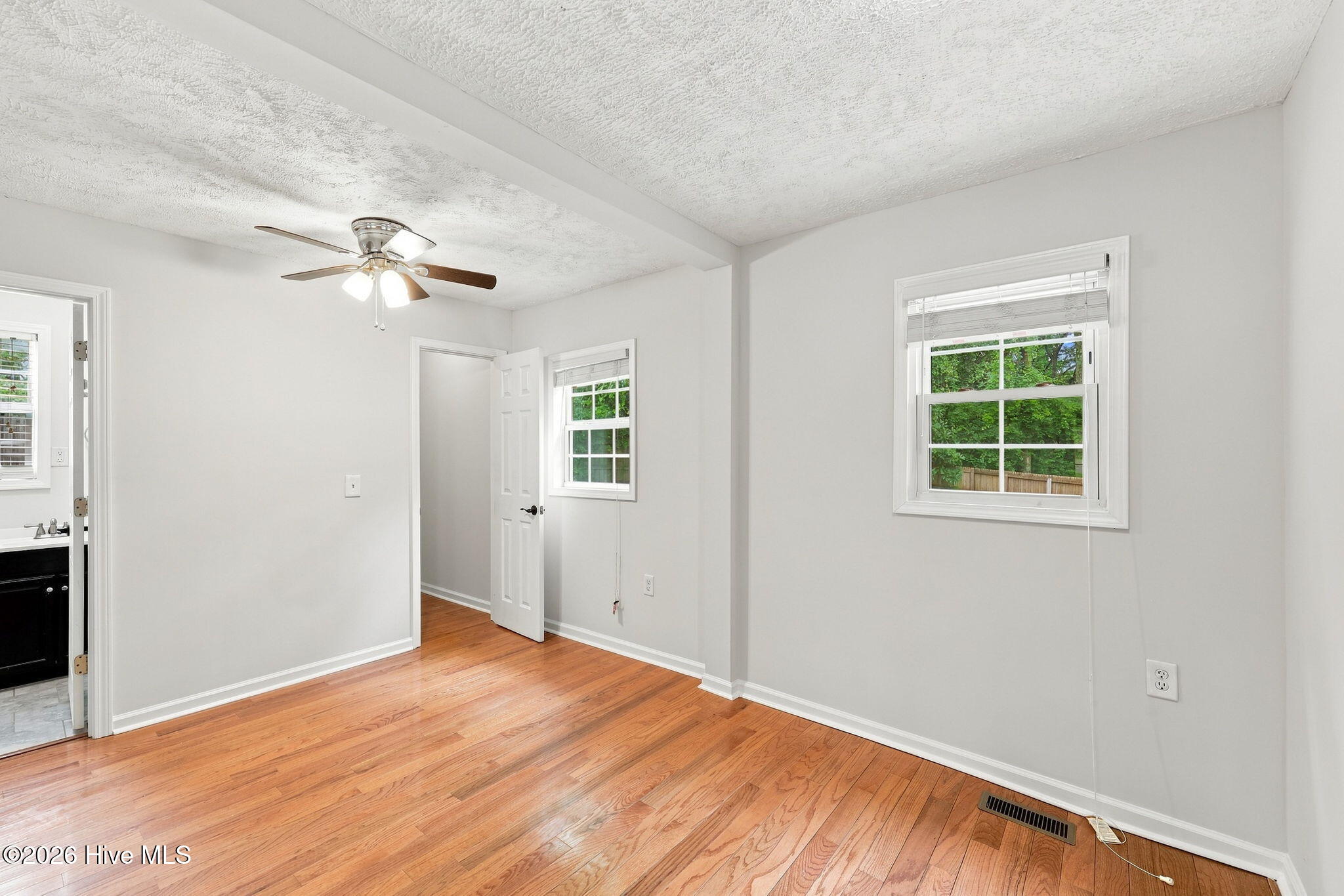 700 Harris Street Property Photo 25
