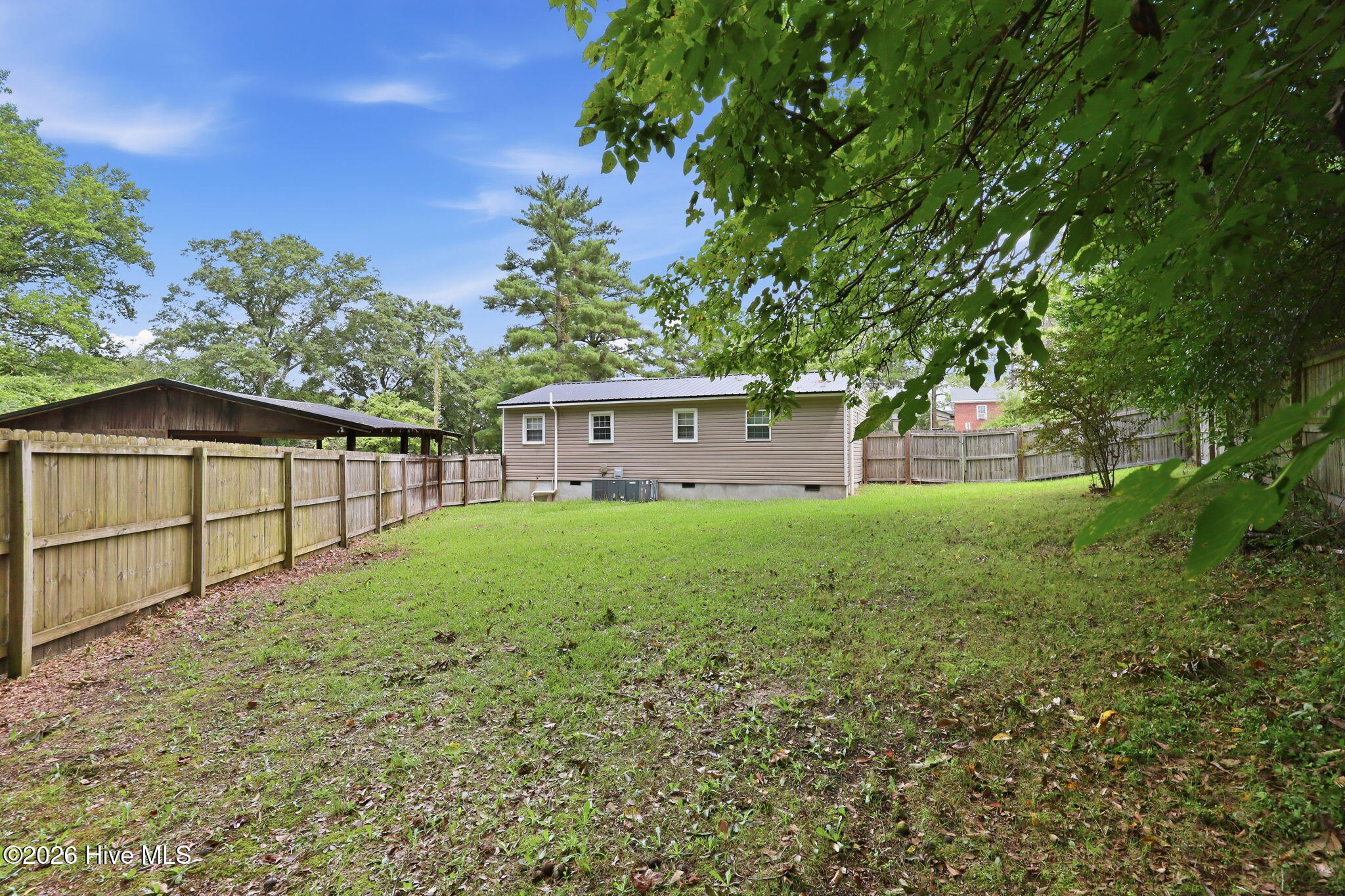 700 Harris Street Property Photo 39