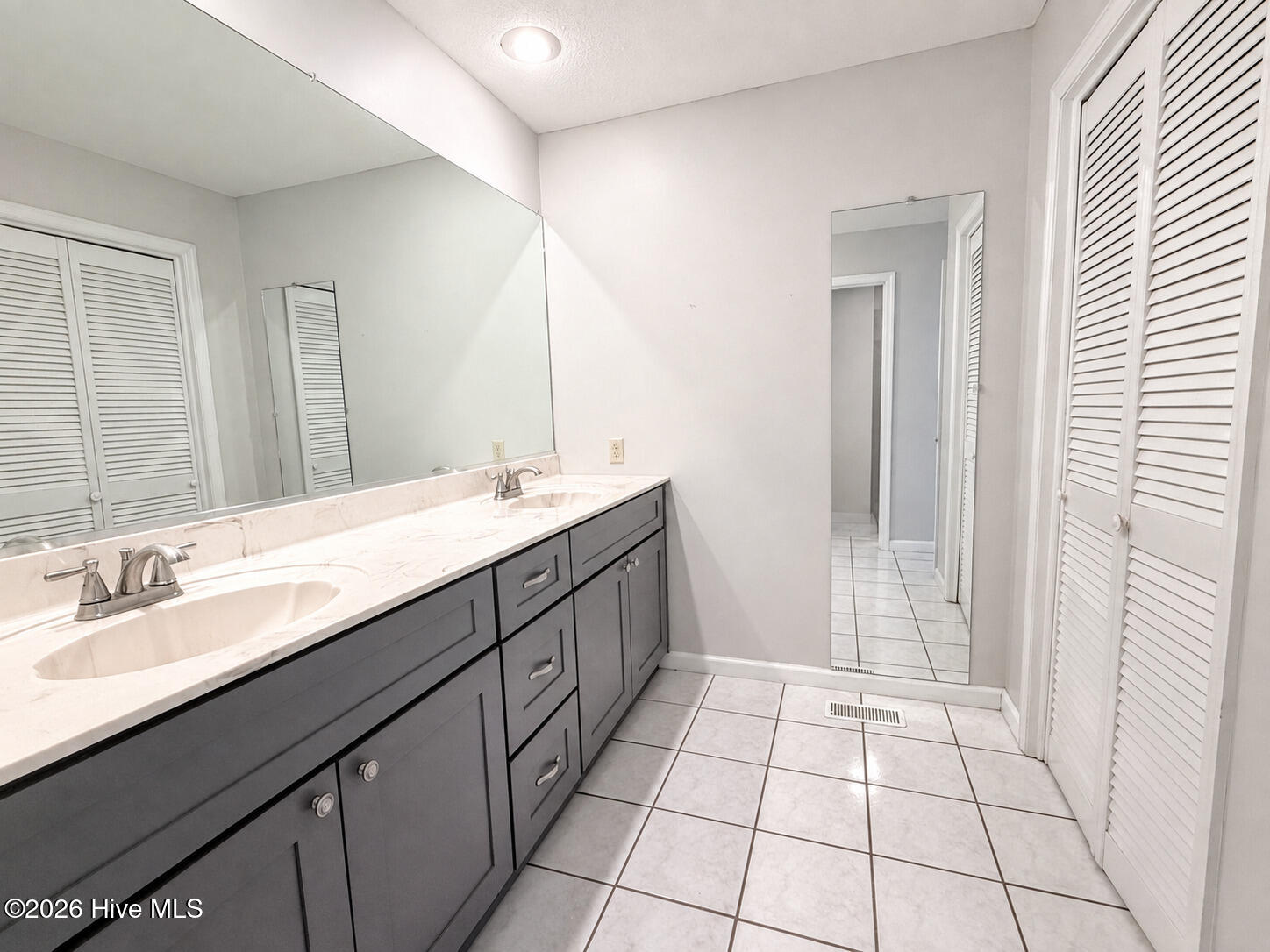 13 Farrington Way Property Photo 28