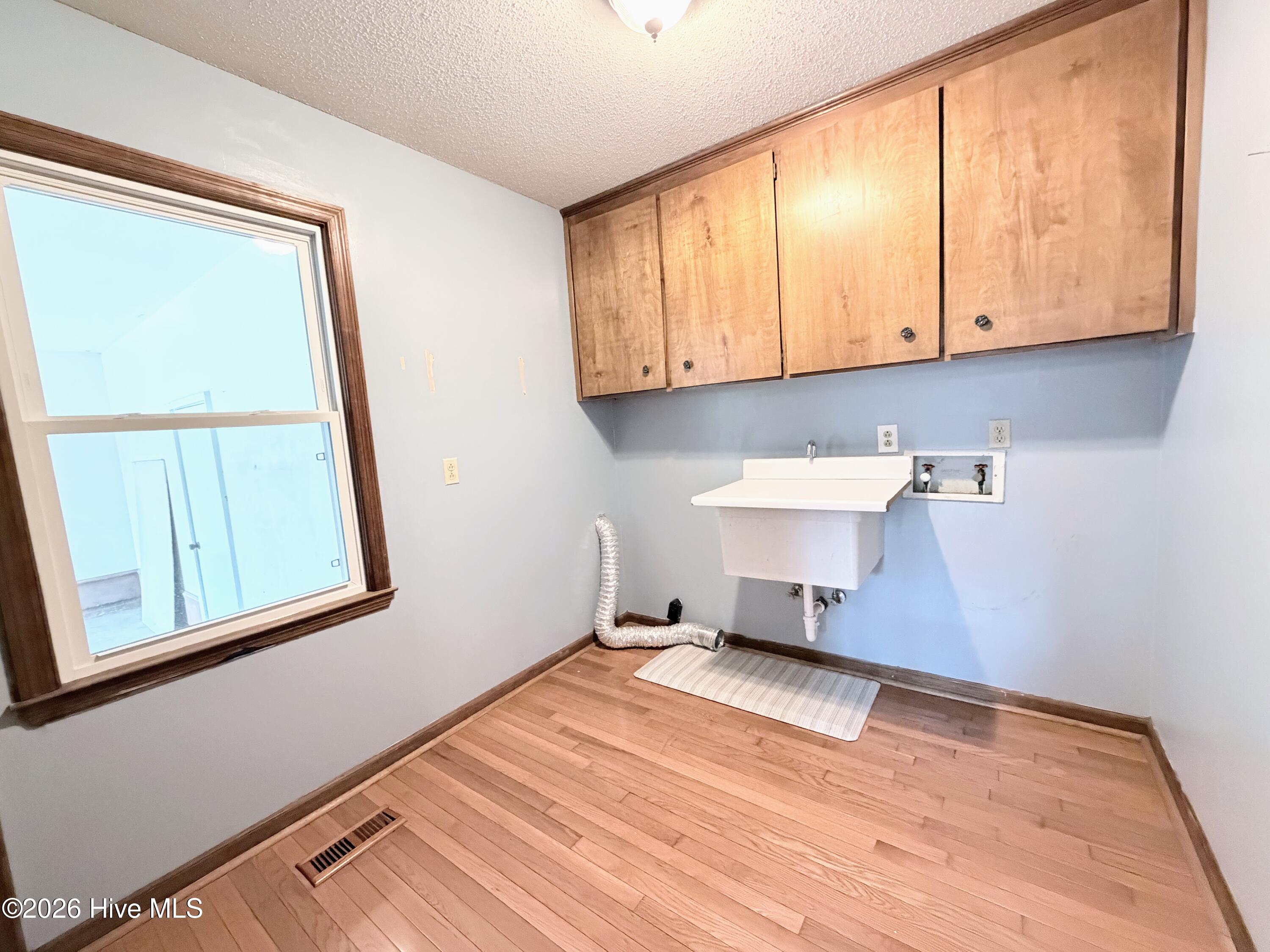 13 Farrington Way Property Photo 35