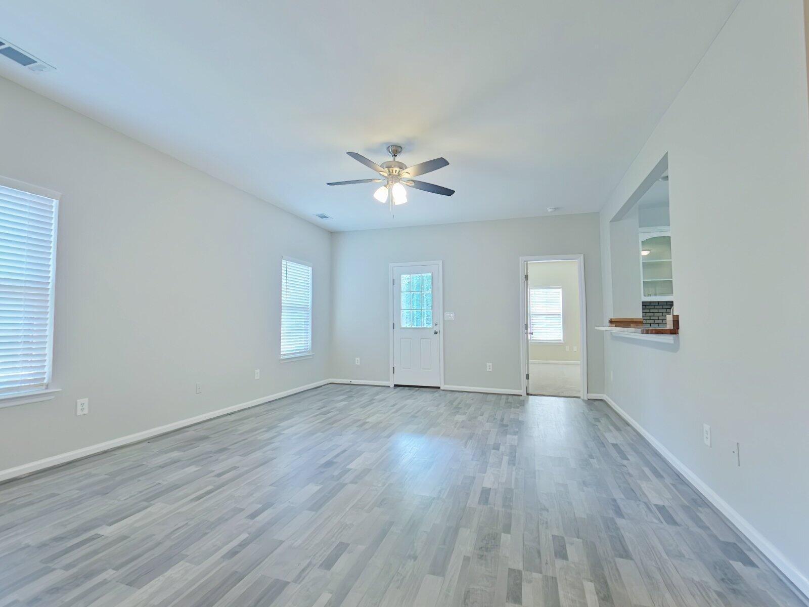 526 Casey Court Property Photo 4