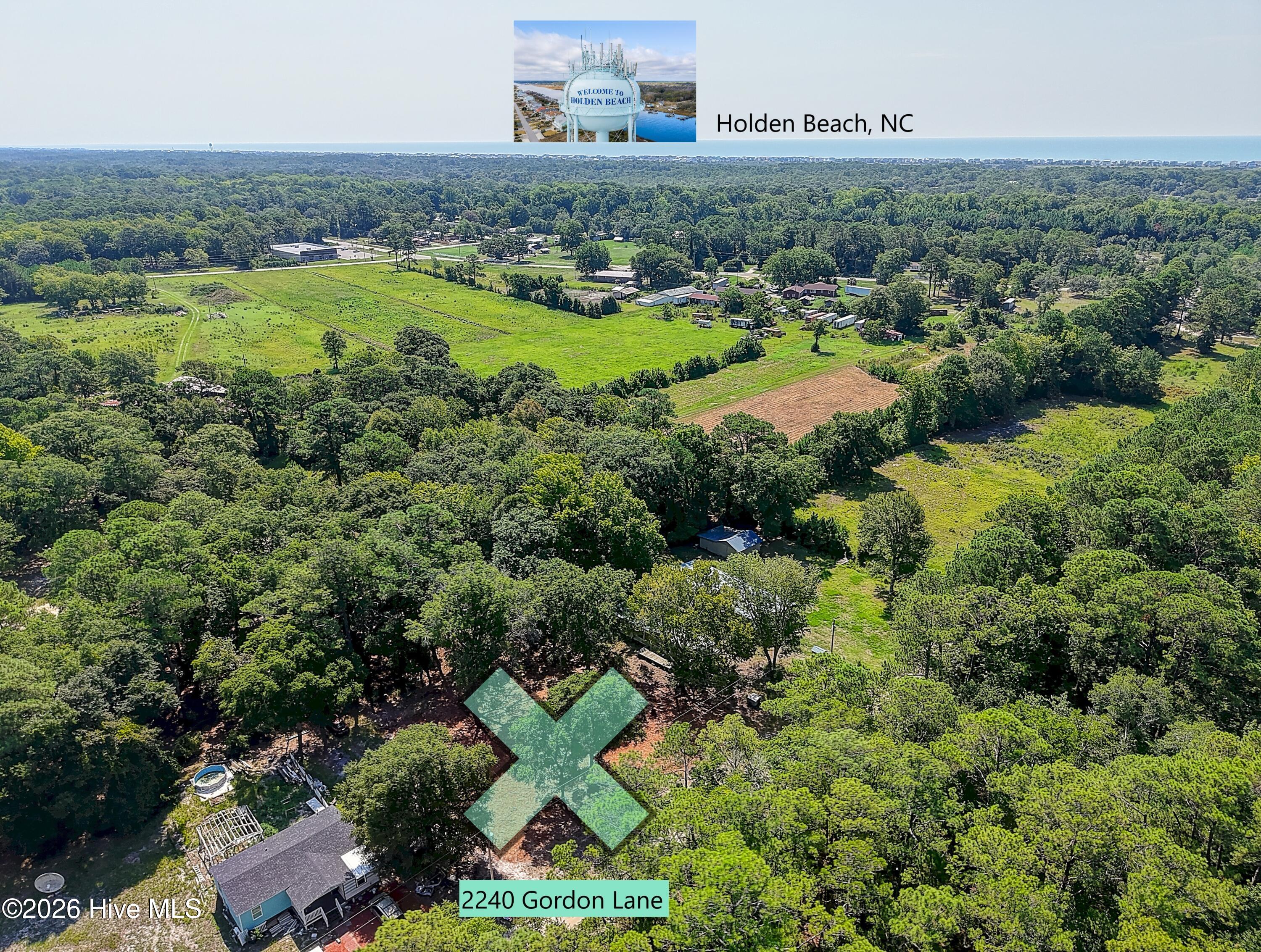 2240 Gordon Lane SW Property Photo 1
