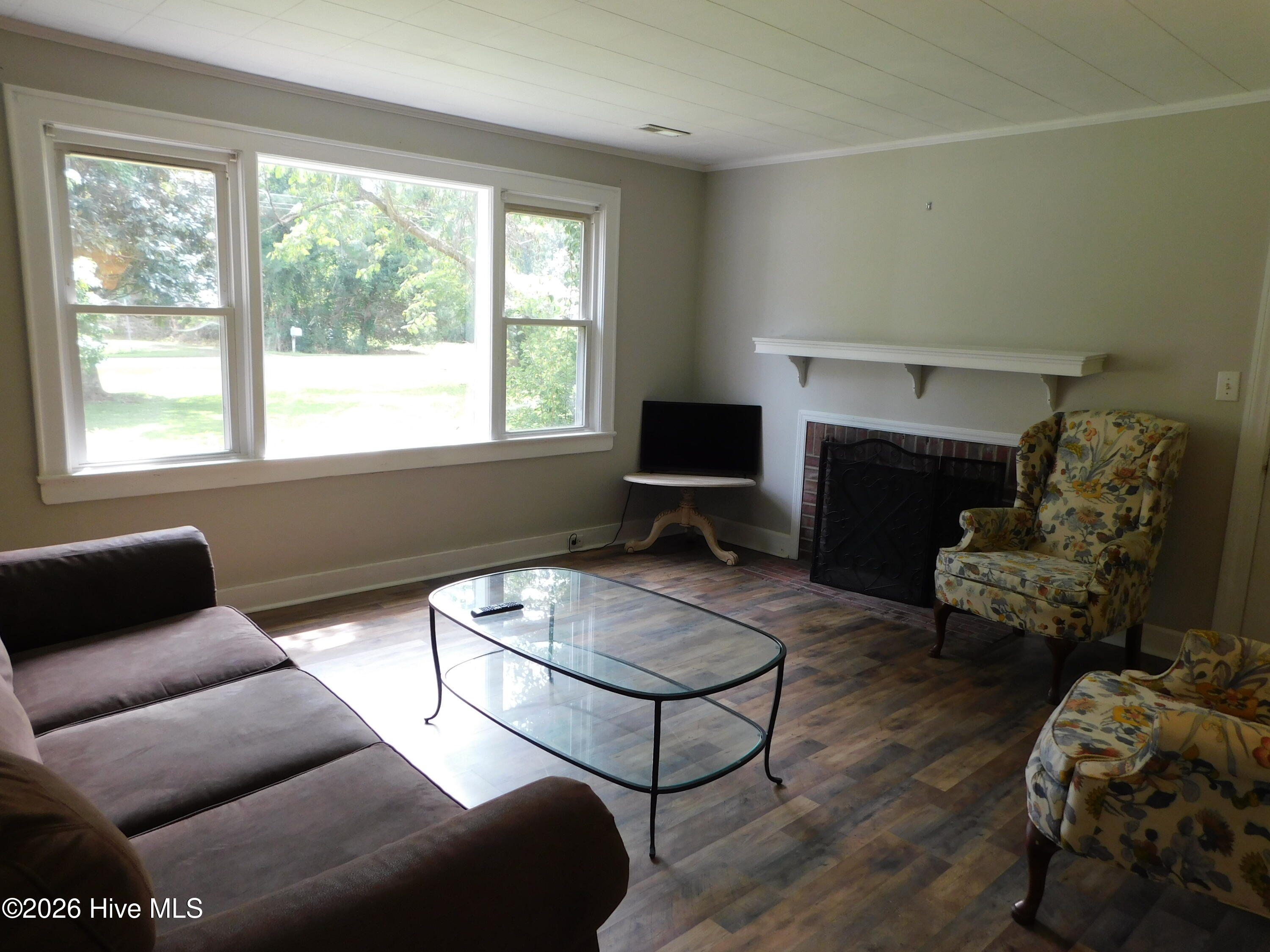 547 Pigott Road Property Photo 3