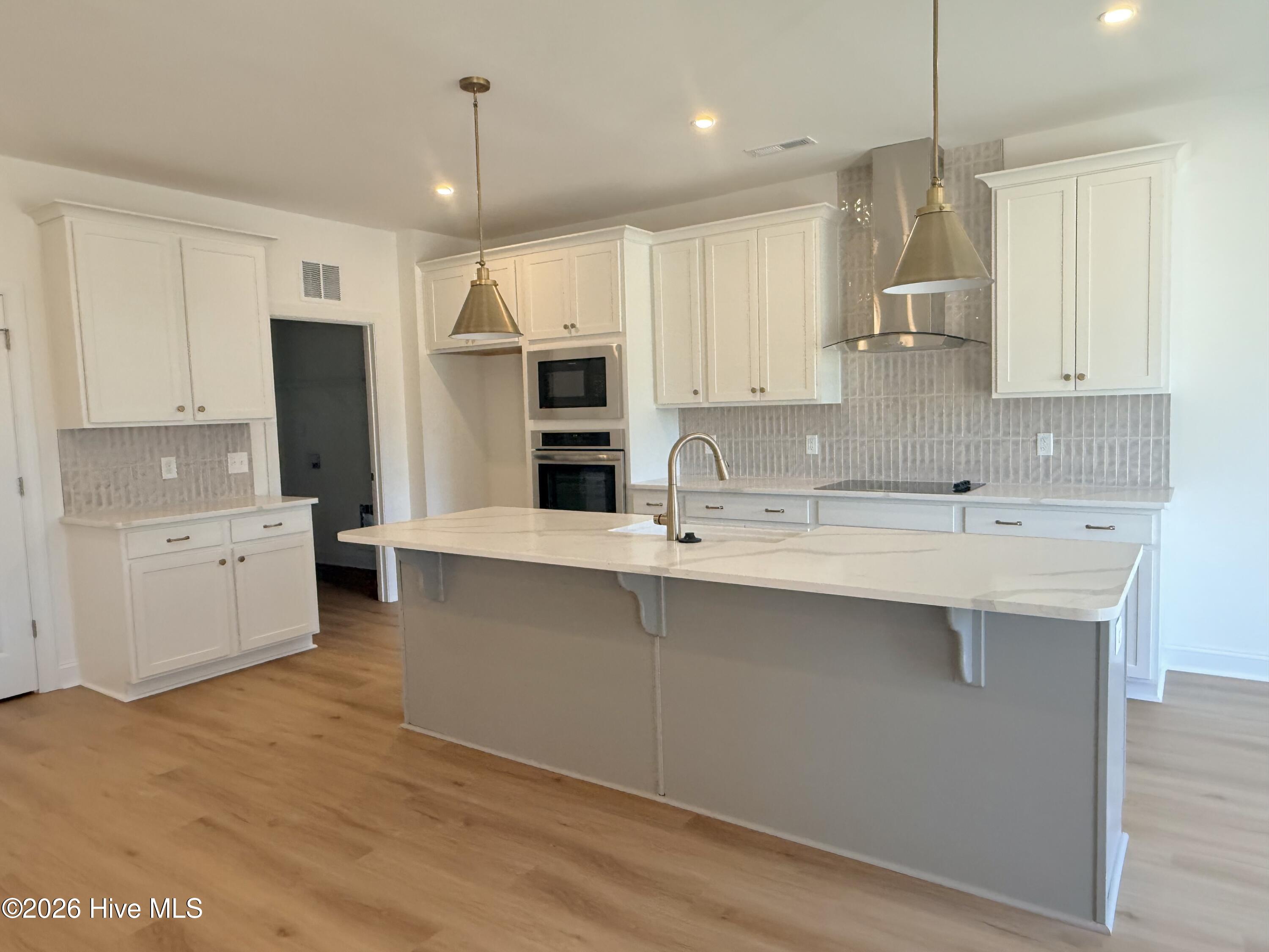 500 Amersham Road Property Photo 6