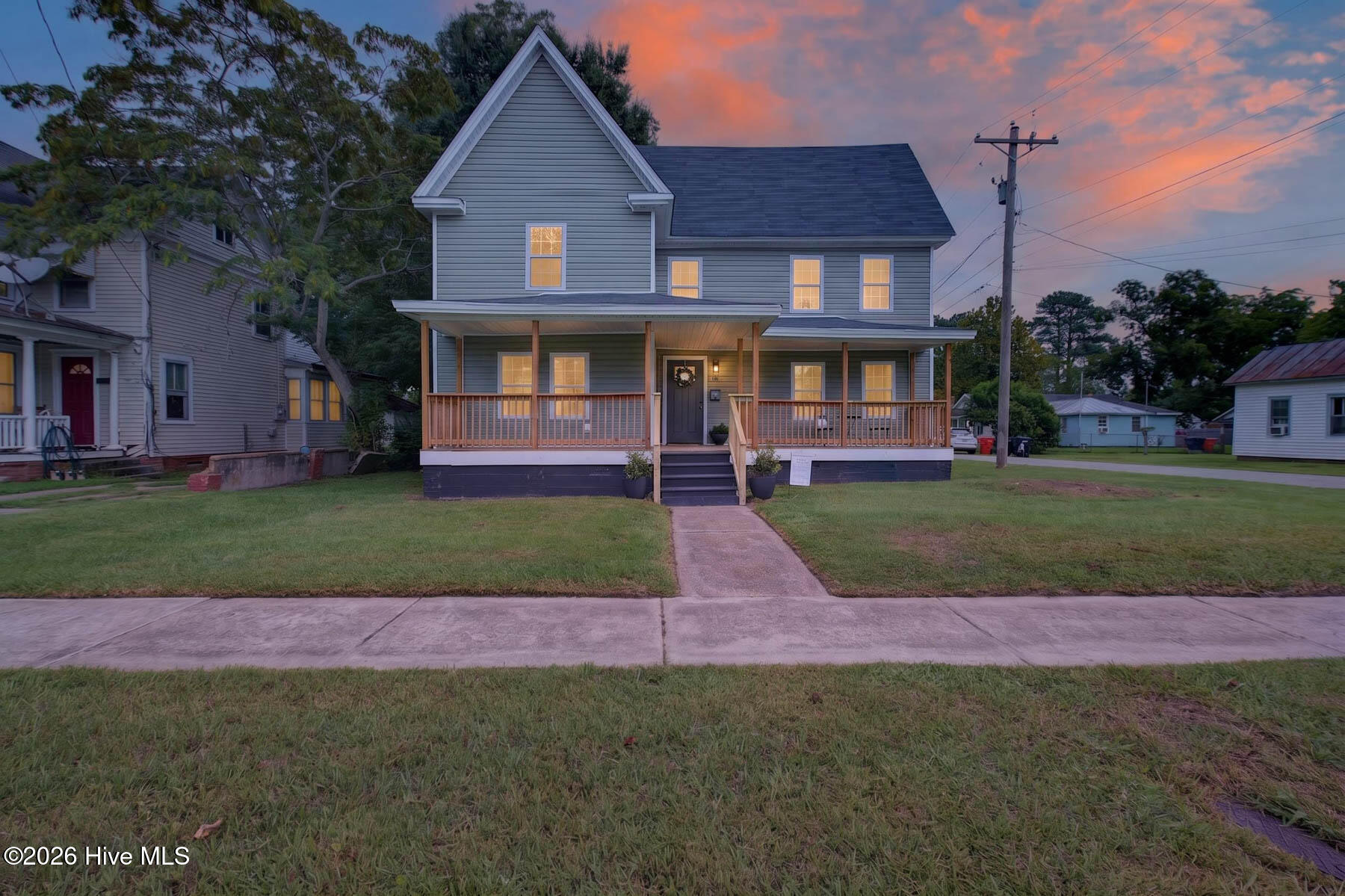 116 E Broad Street Property Photo 1