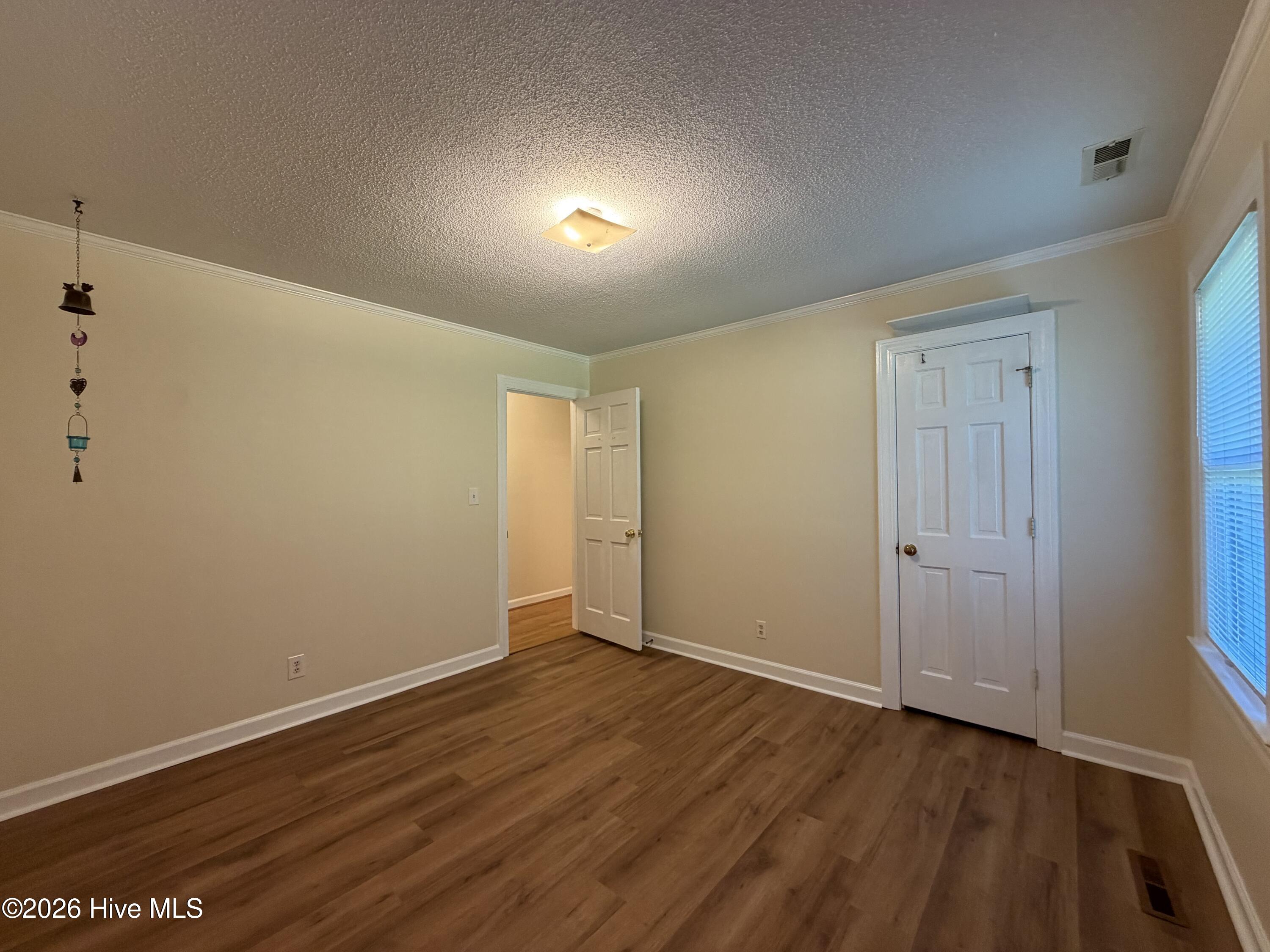 124 Rock Creek Drive S Property Photo 10