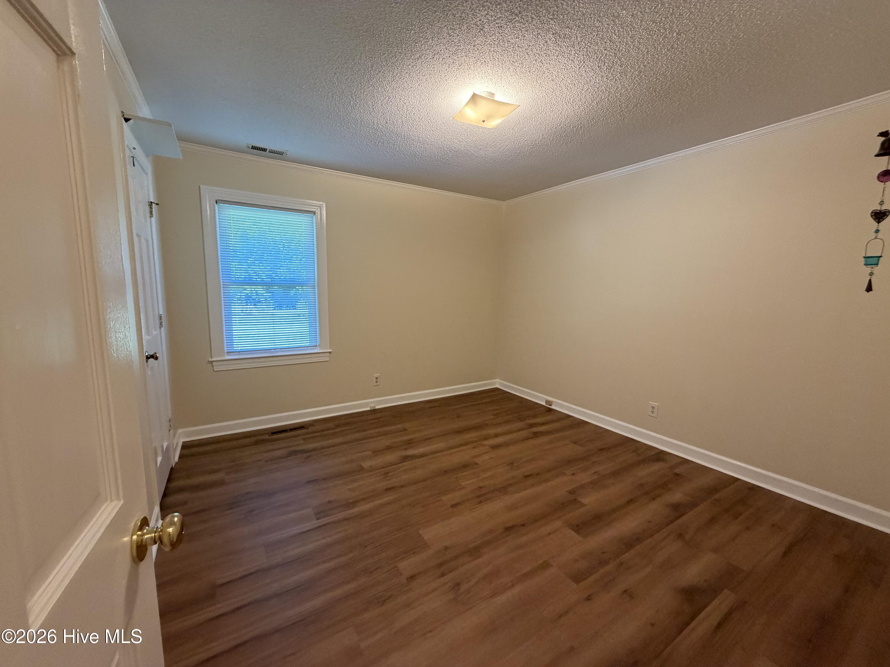 124 Rock Creek Drive S Property Photo 11