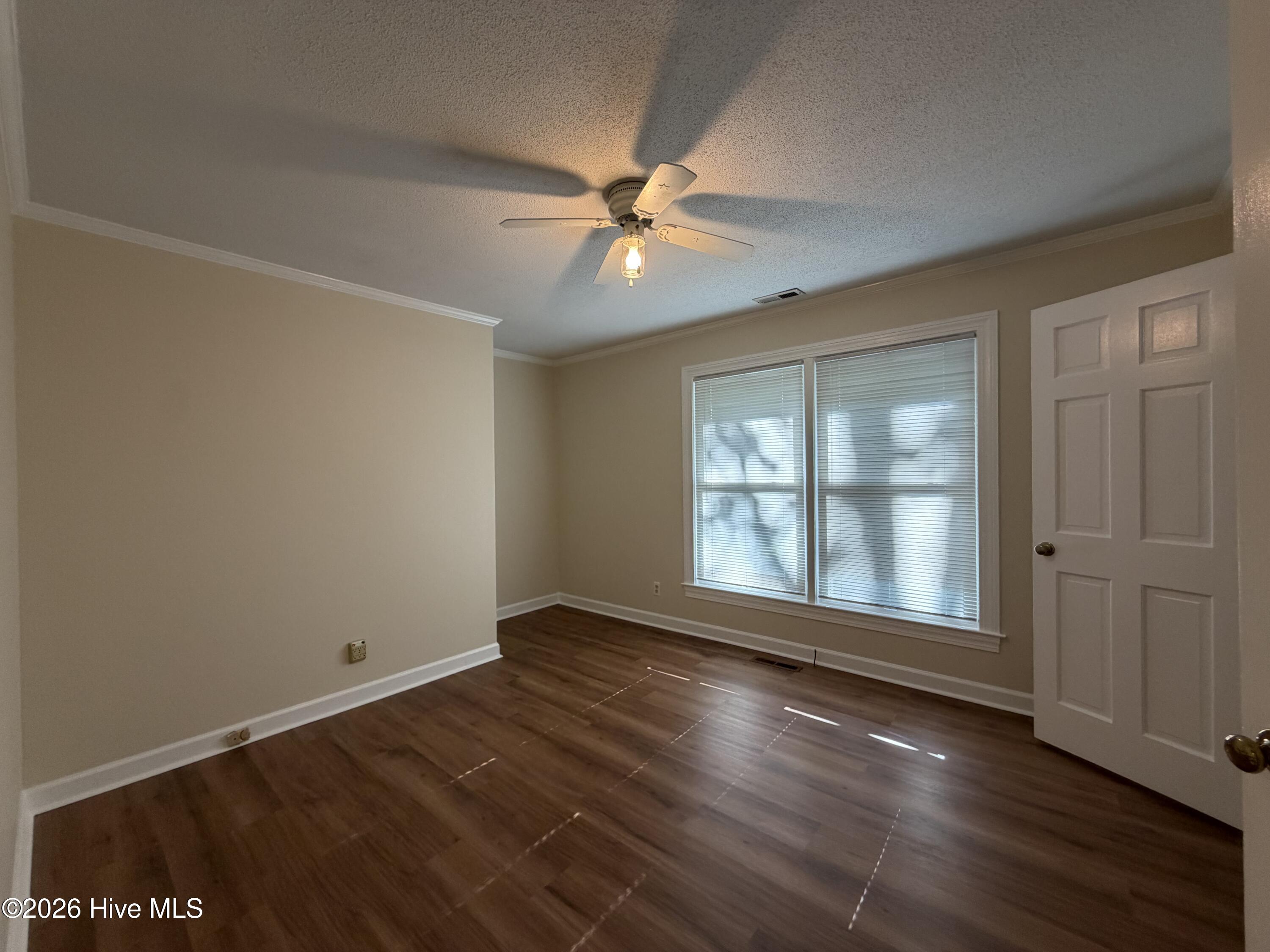124 Rock Creek Drive S Property Photo 15