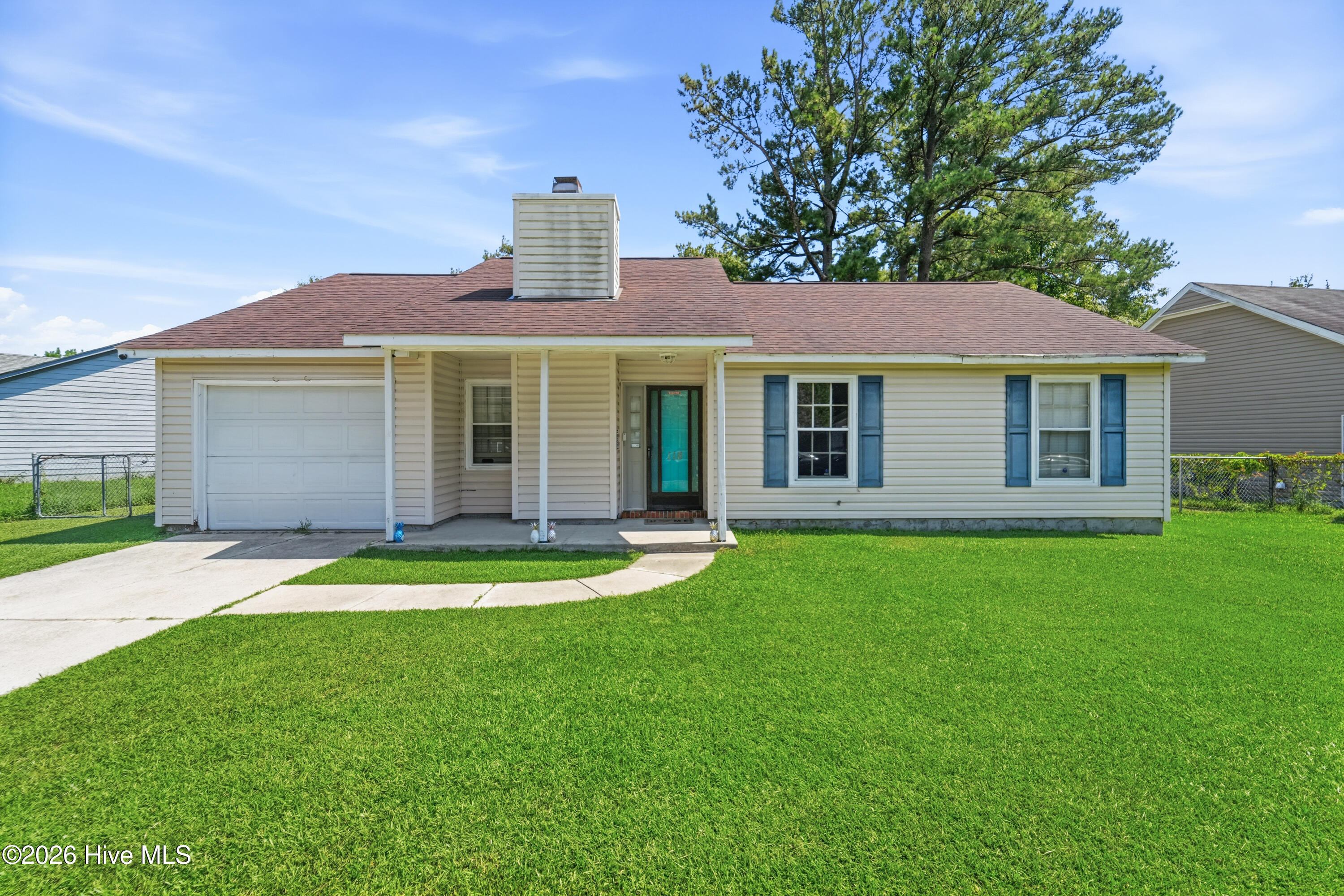 118 Hunting Green Drive Property Photo 1