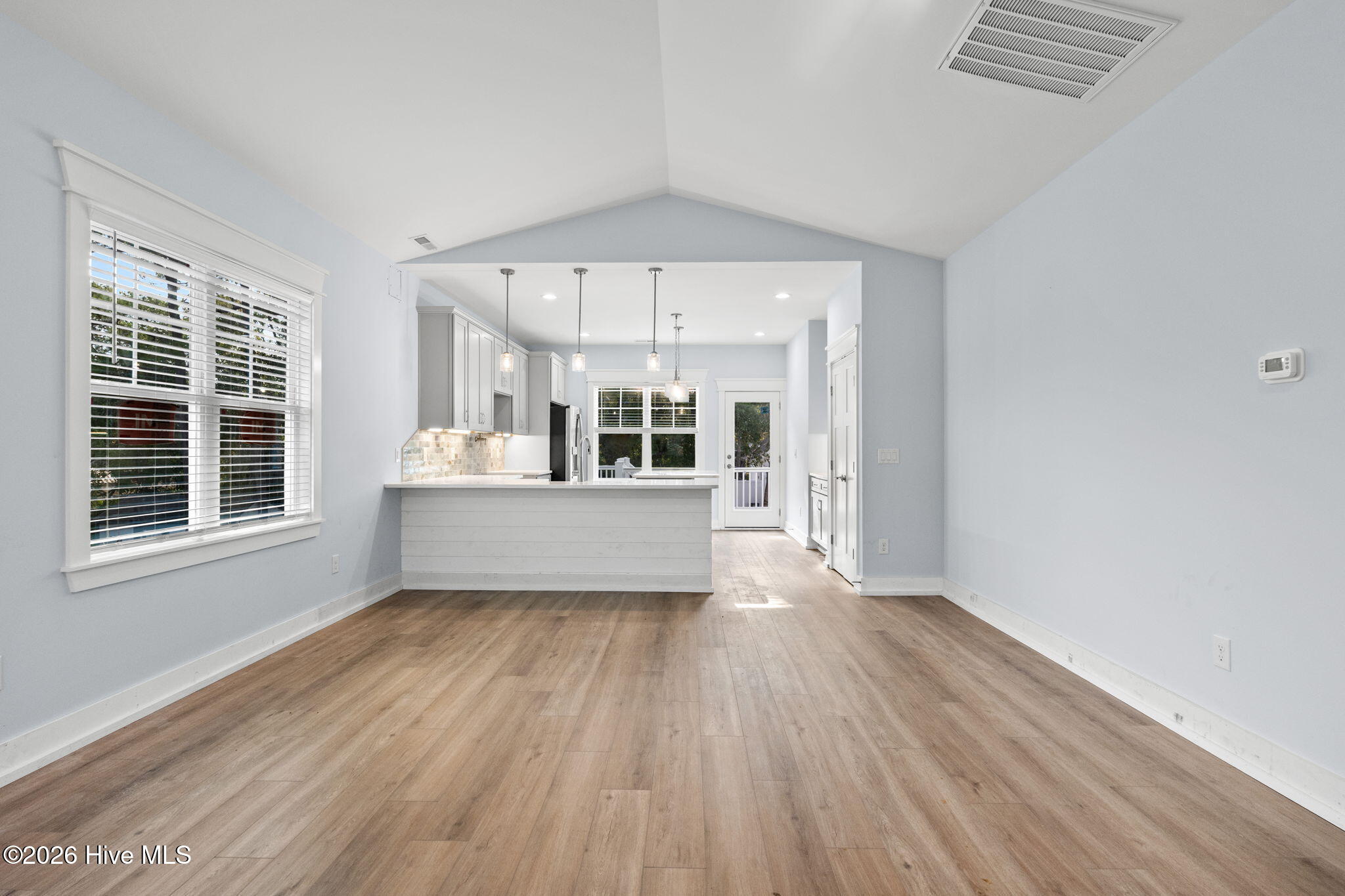 110 Ne 41st Street Property Photo 10