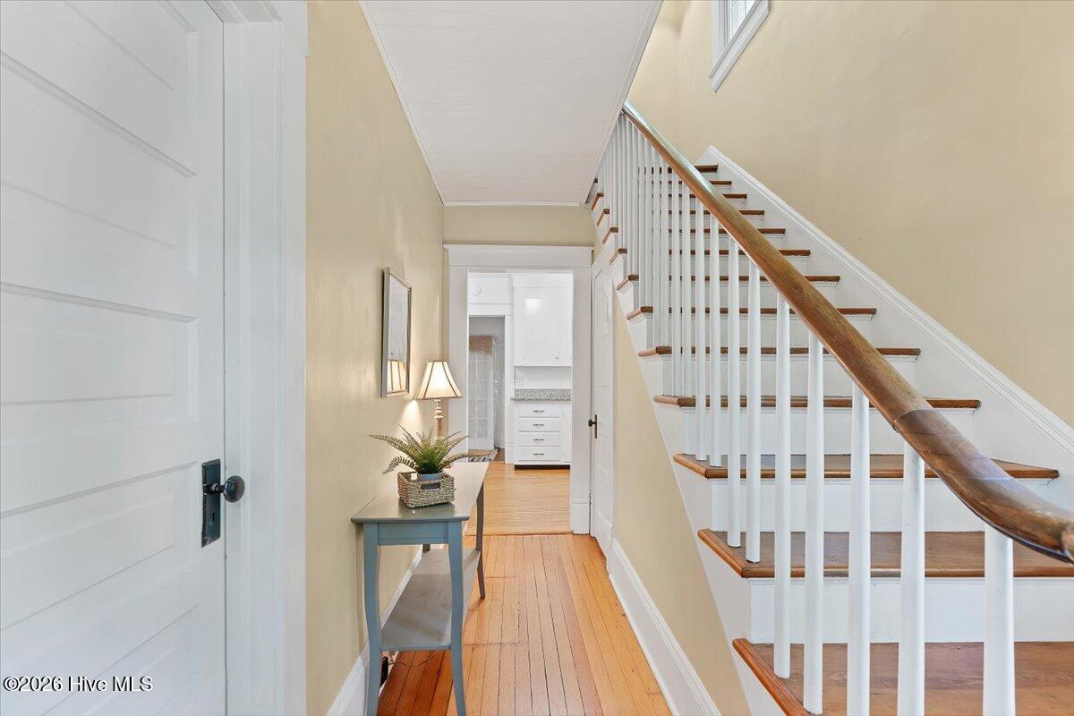 160 N Ridge Street Property Photo 6