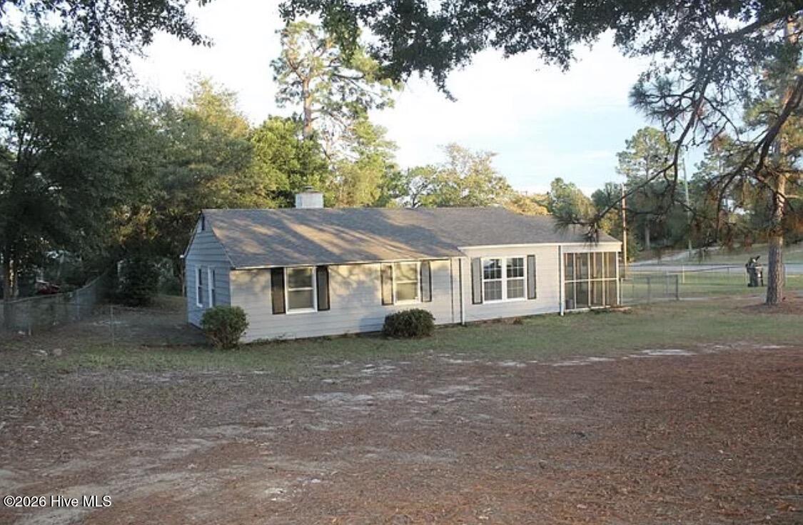 3060 Hawthorne Drive Property Photo 1
