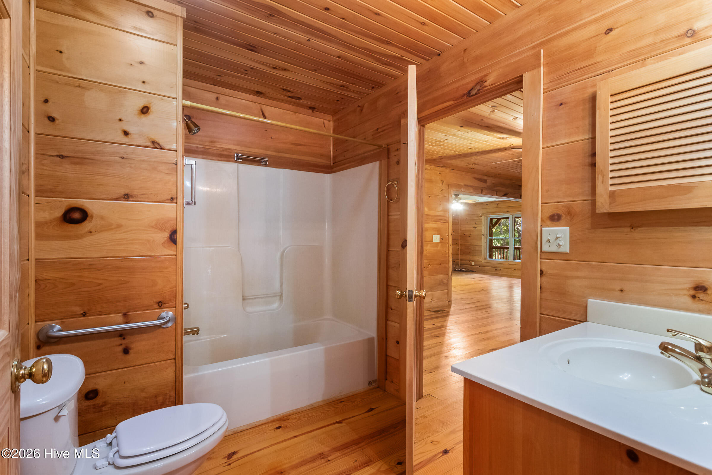 960 Ogreeta Road Property Photo 13