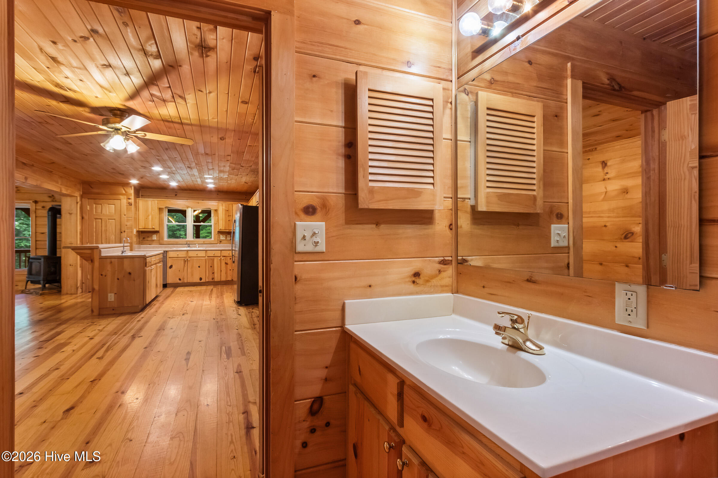 960 Ogreeta Road Property Photo 14