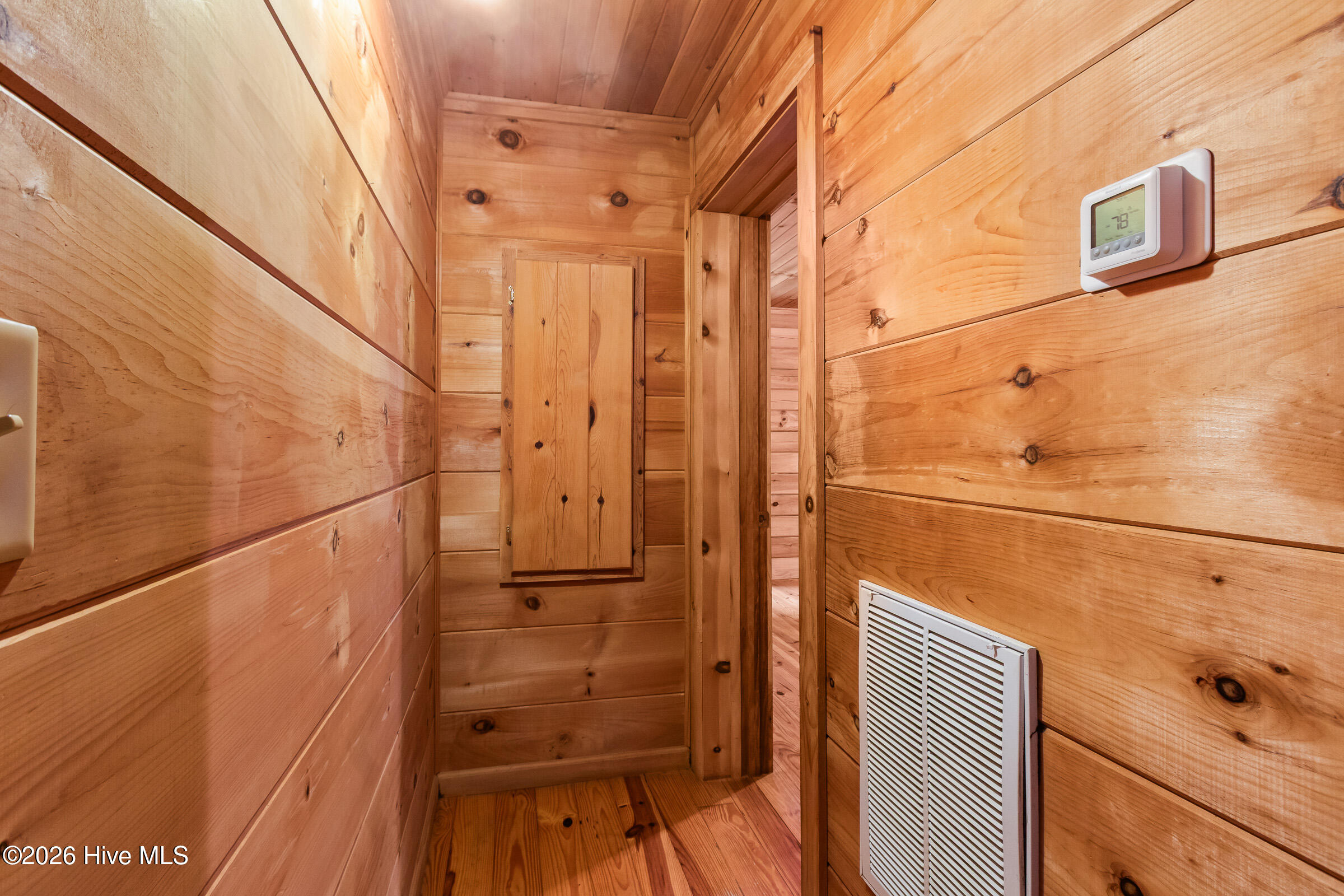 960 Ogreeta Road Property Photo 15