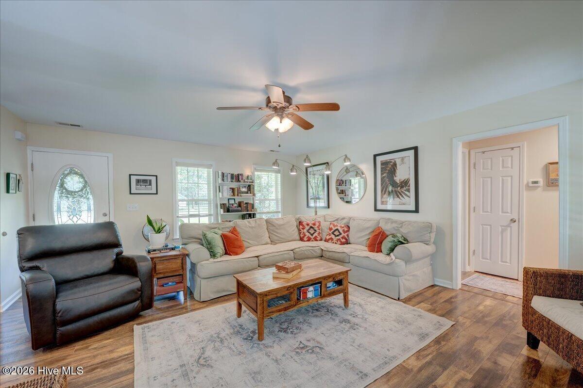110 Seattle Slew Drive Property Photo 10