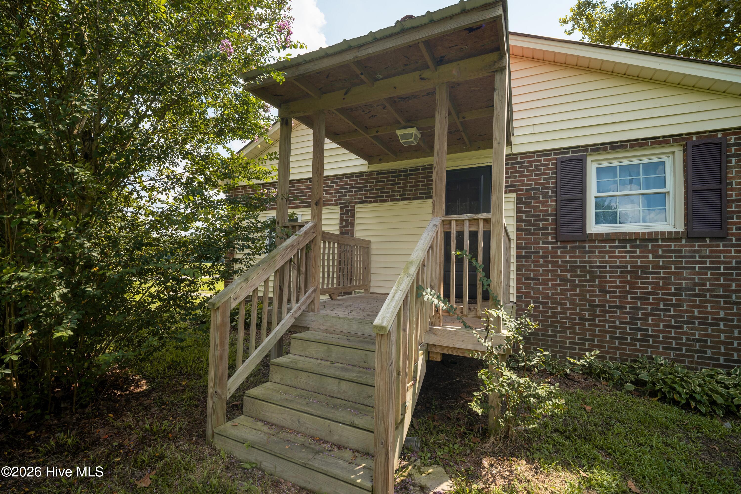 350 Futrell Road Property Photo 5