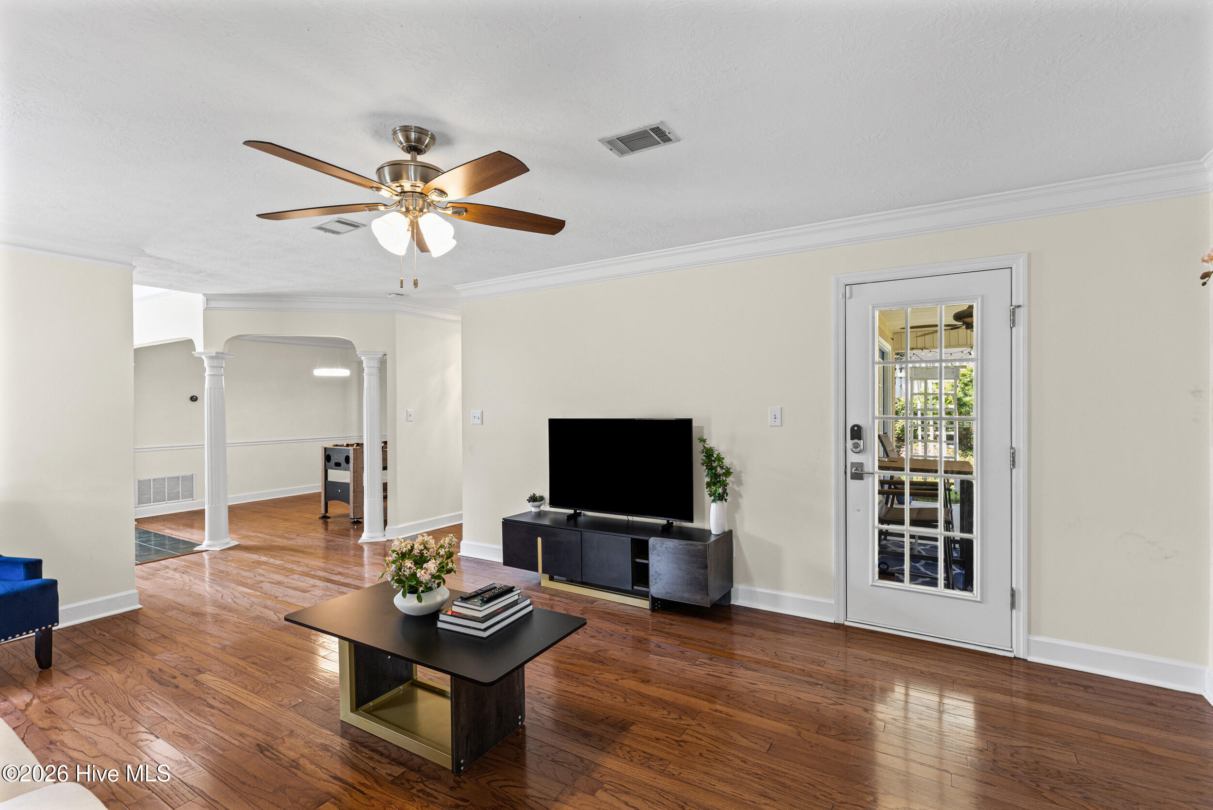 528 Oak Brook Drive Property Photo 12