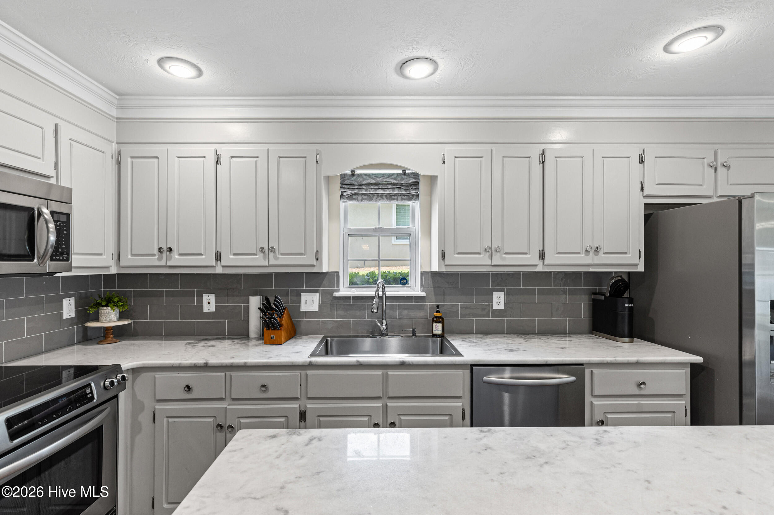 528 Oak Brook Drive Property Photo 19