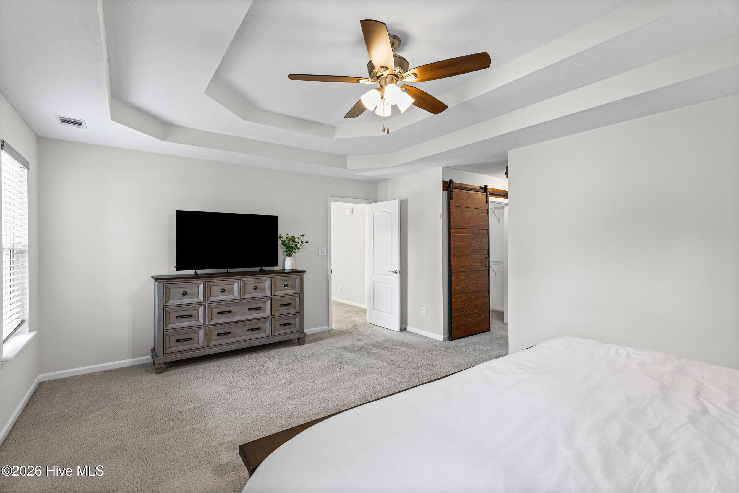 528 Oak Brook Drive Property Photo 25