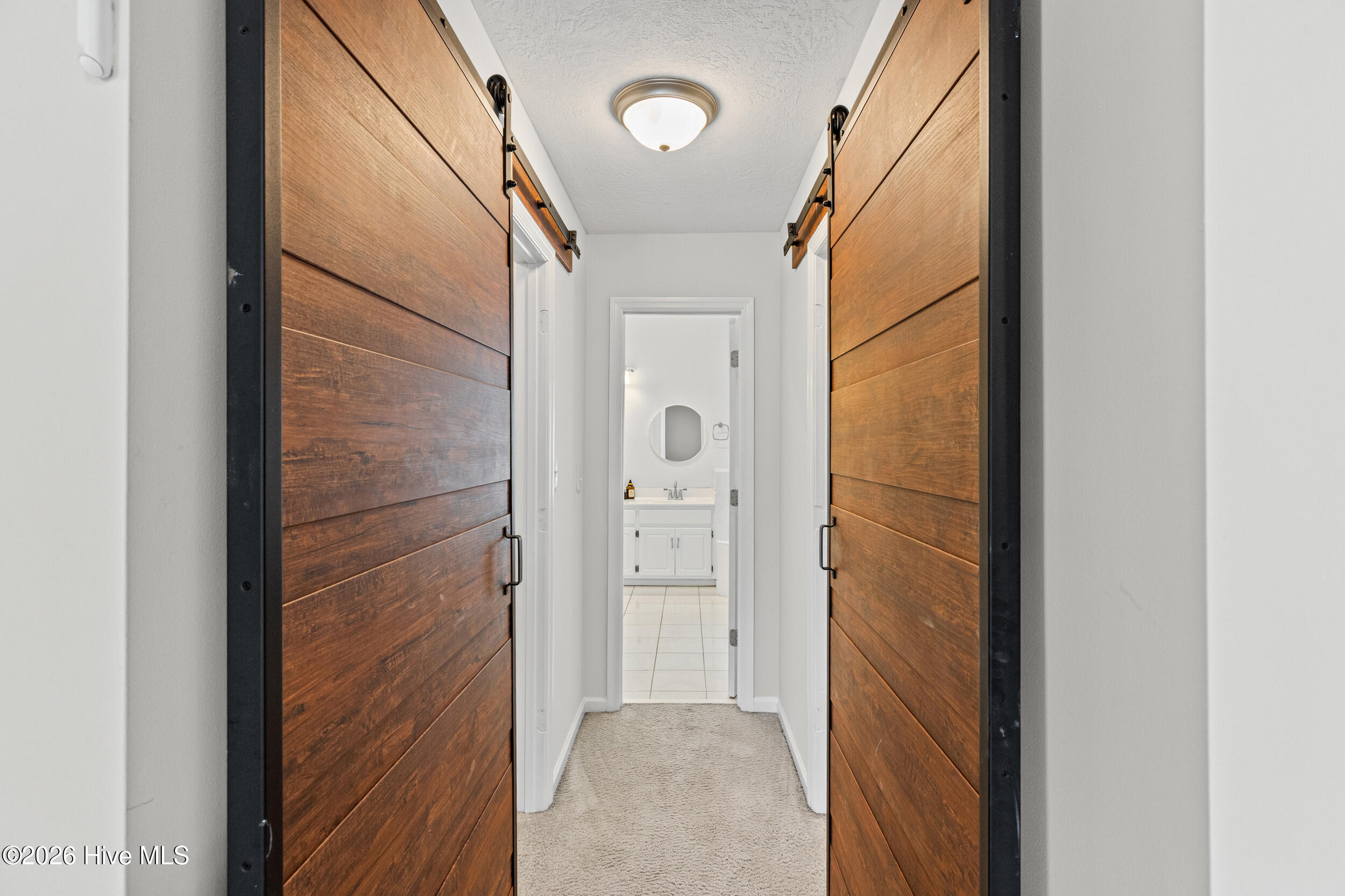 528 Oak Brook Drive Property Photo 27