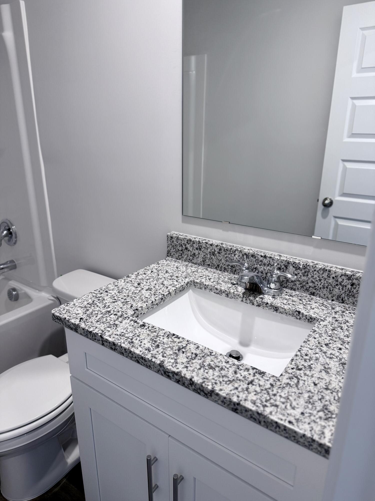 812 Dara Corners Property Photo 15