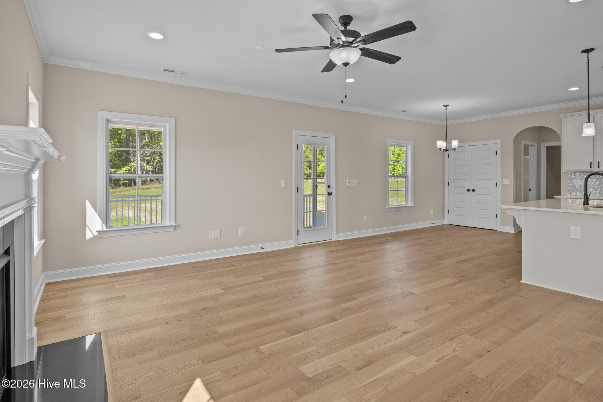 819 Lendy Drive Property Photo 10