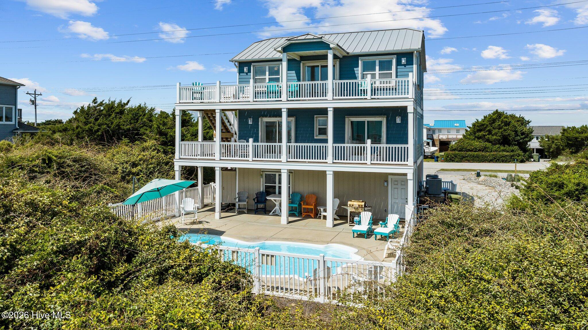 1907 Emerald Drive Property Photo 1