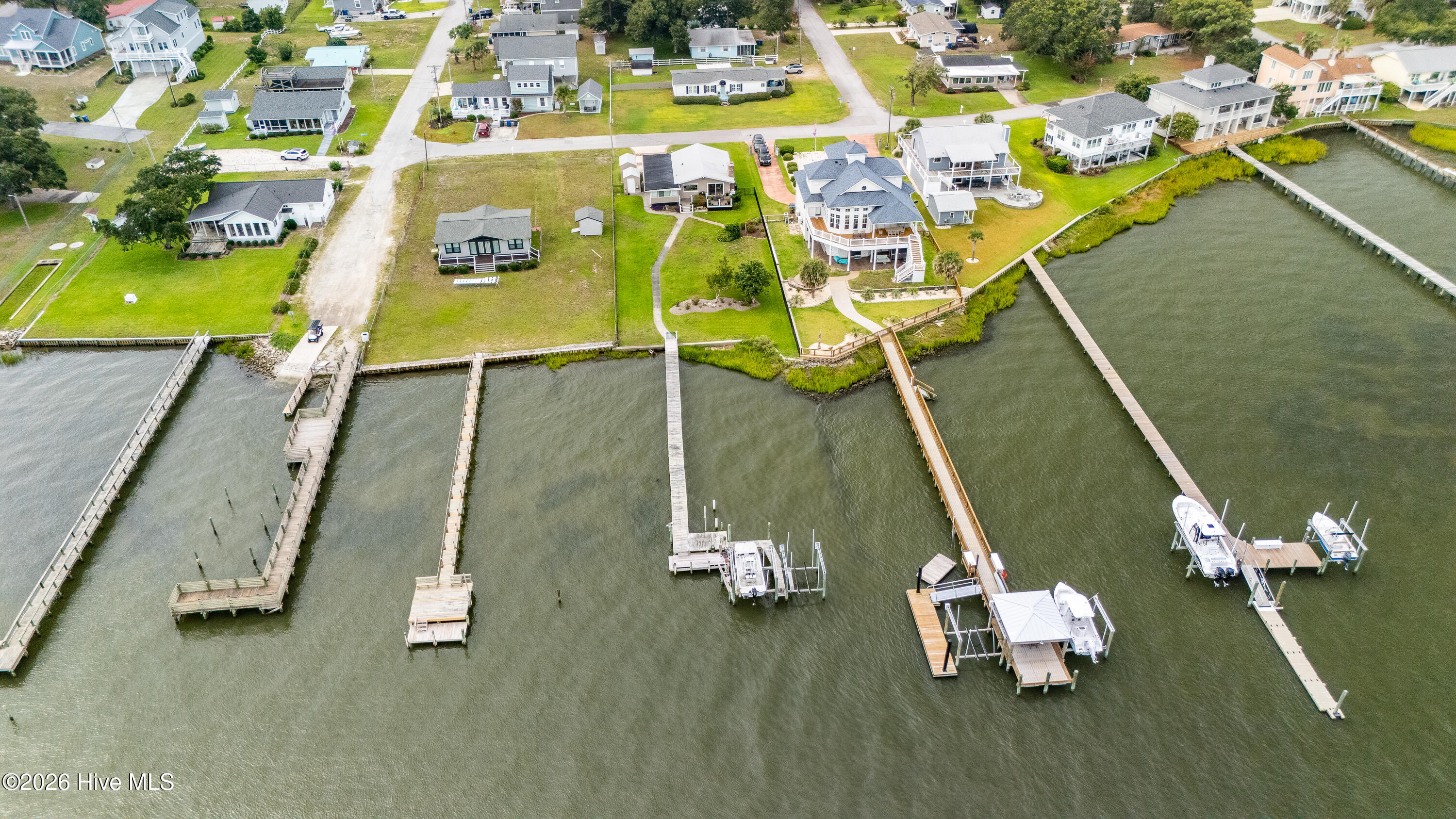 102 Shoreline Drive Property Photo 29