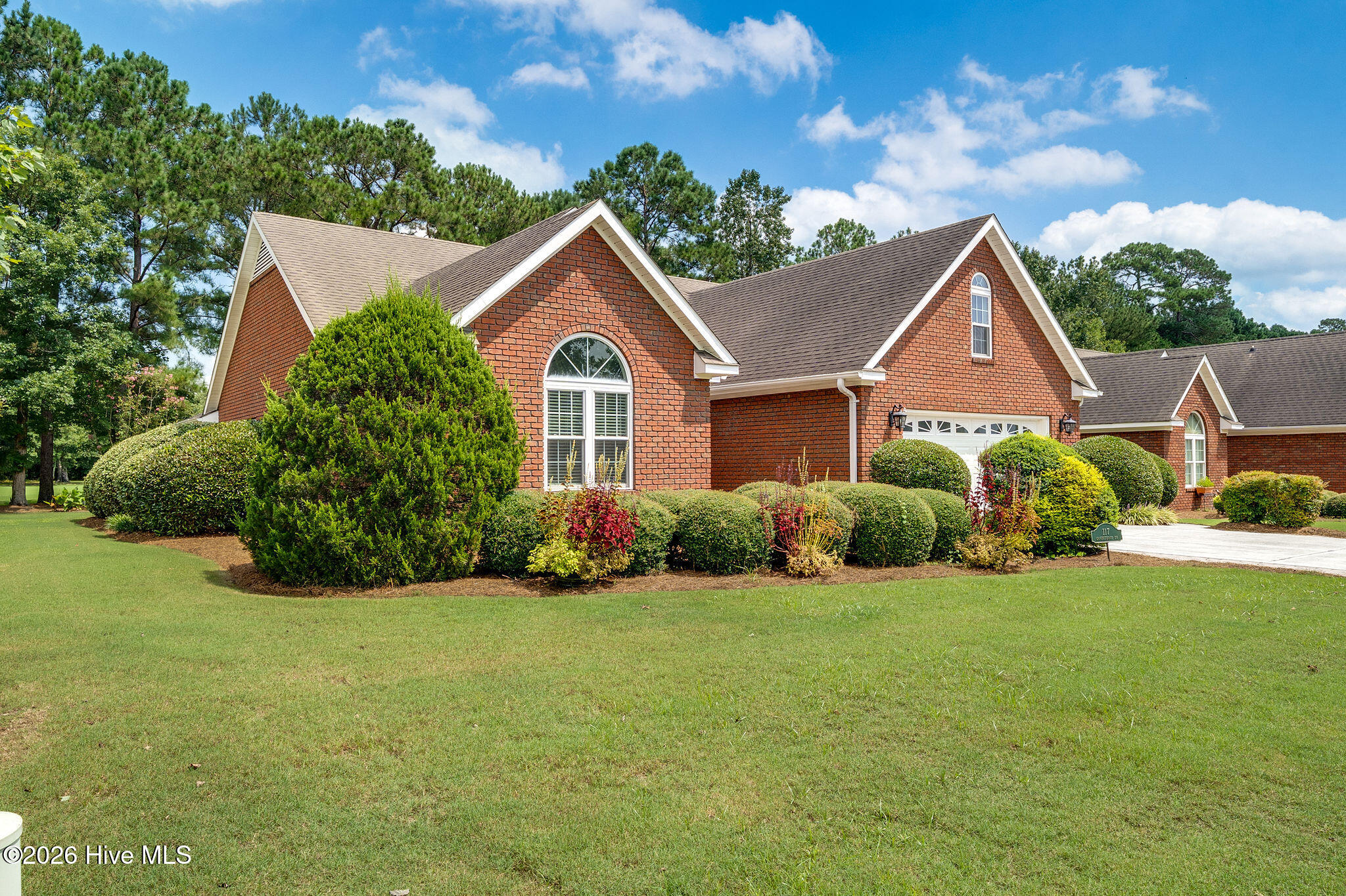 117 Candlewood Drive Property Photo 3
