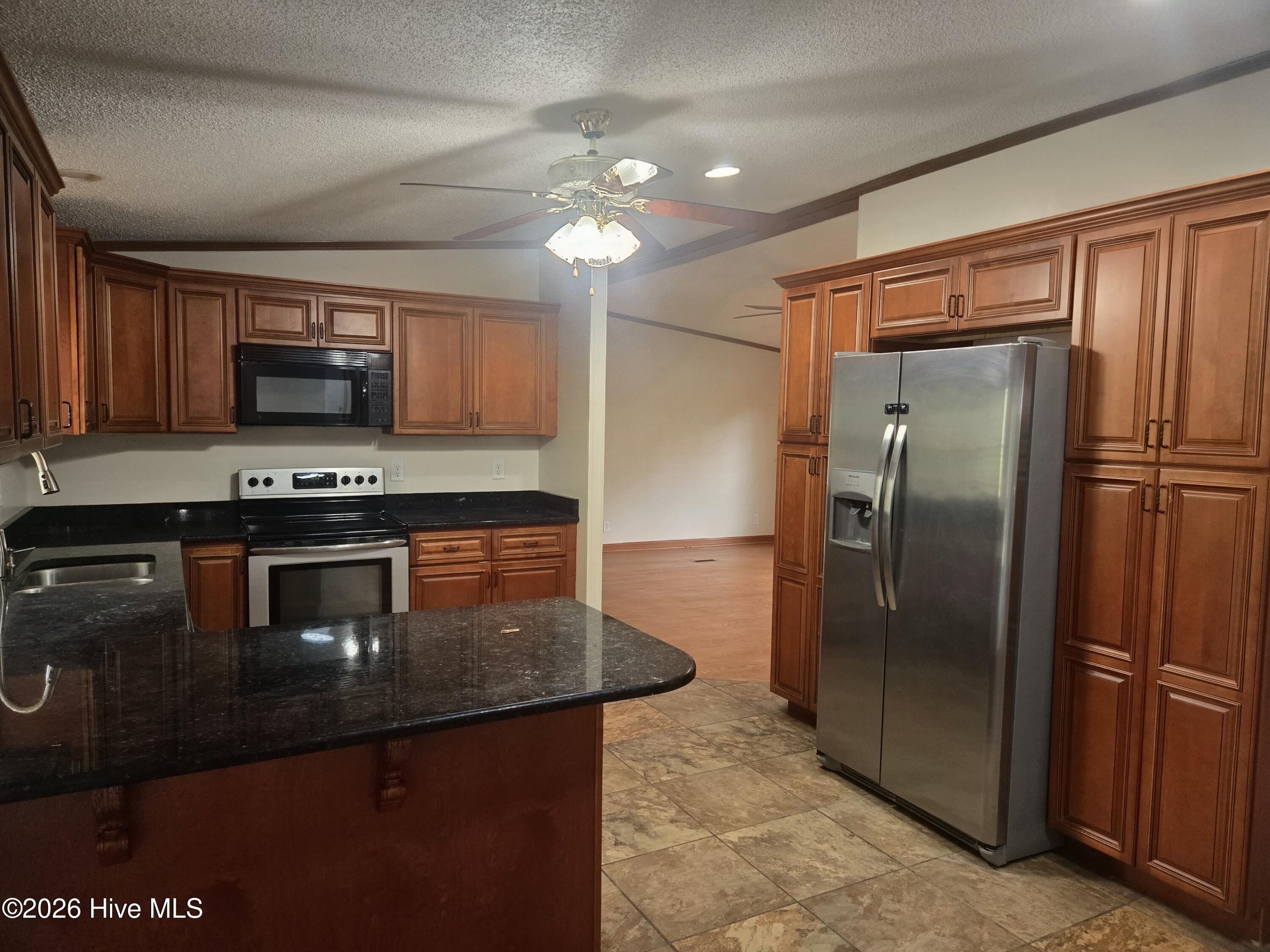 138 River Oaks Drive Property Photo 13