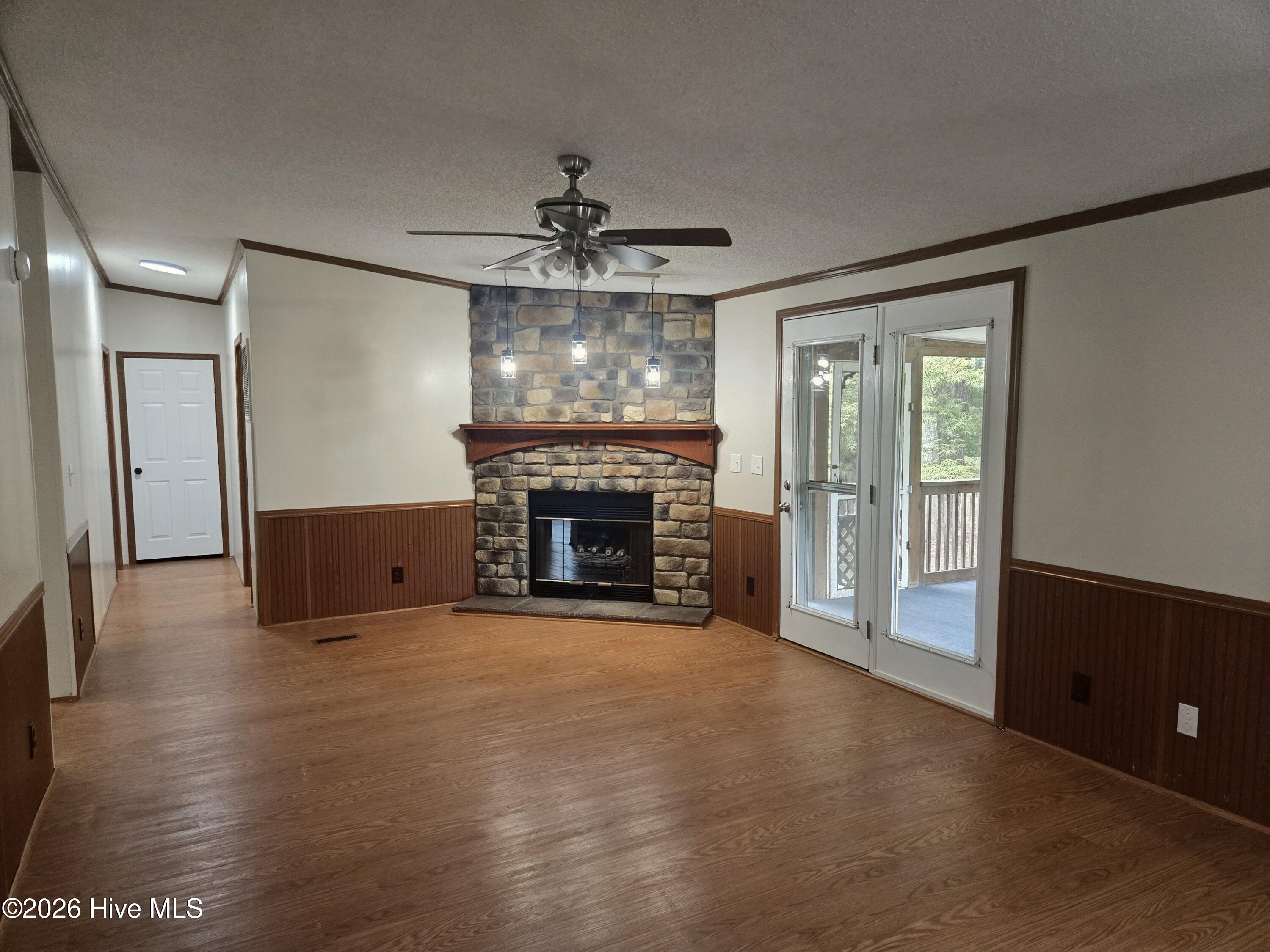 138 River Oaks Drive Property Photo 18