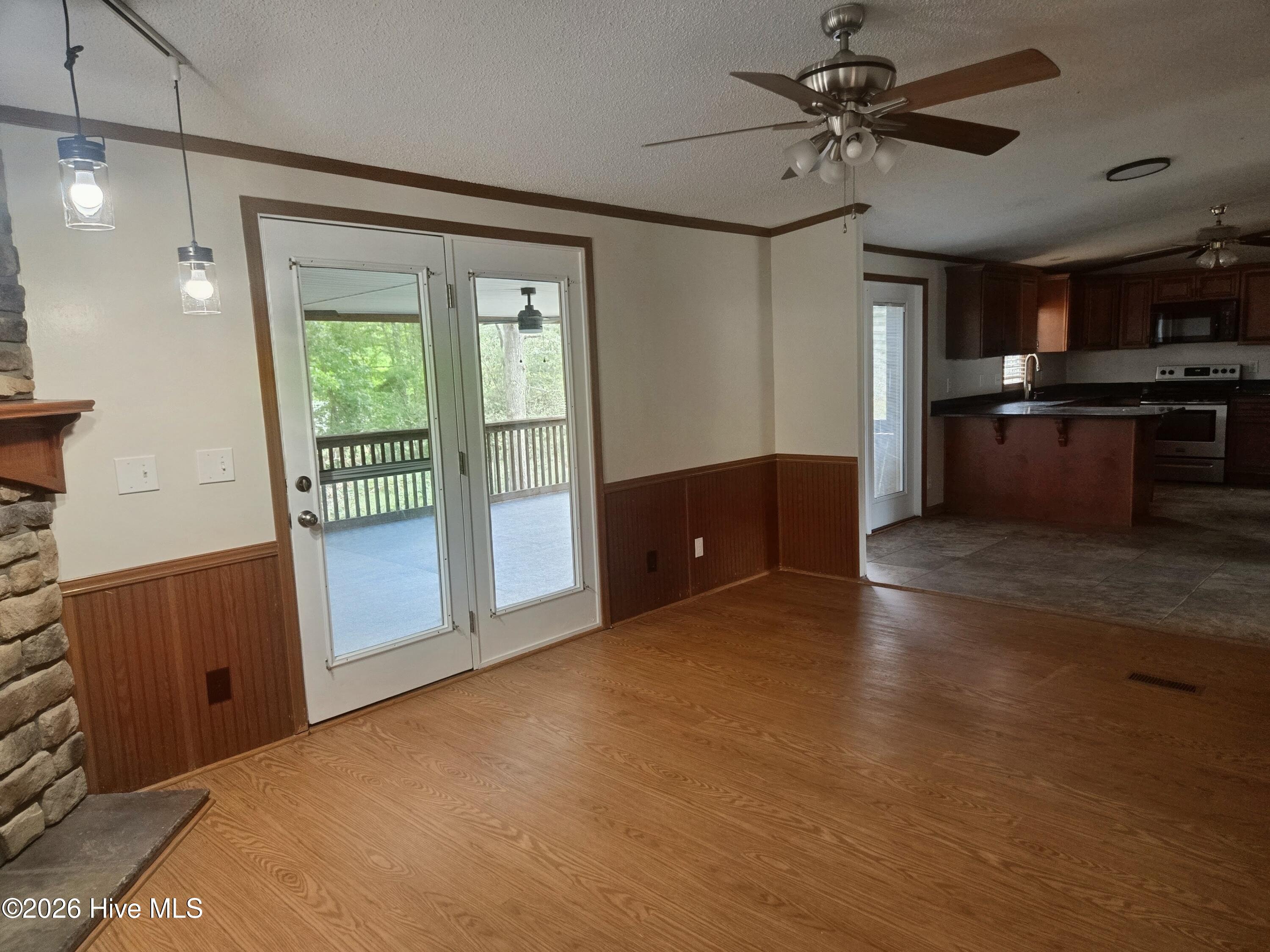 138 River Oaks Drive Property Photo 19