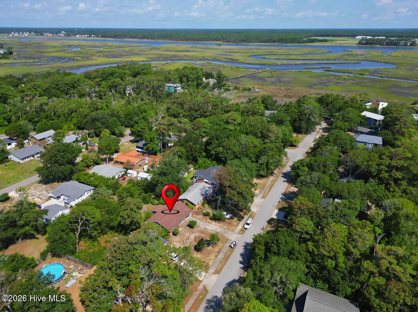 425 Norton Street Property Photo 4