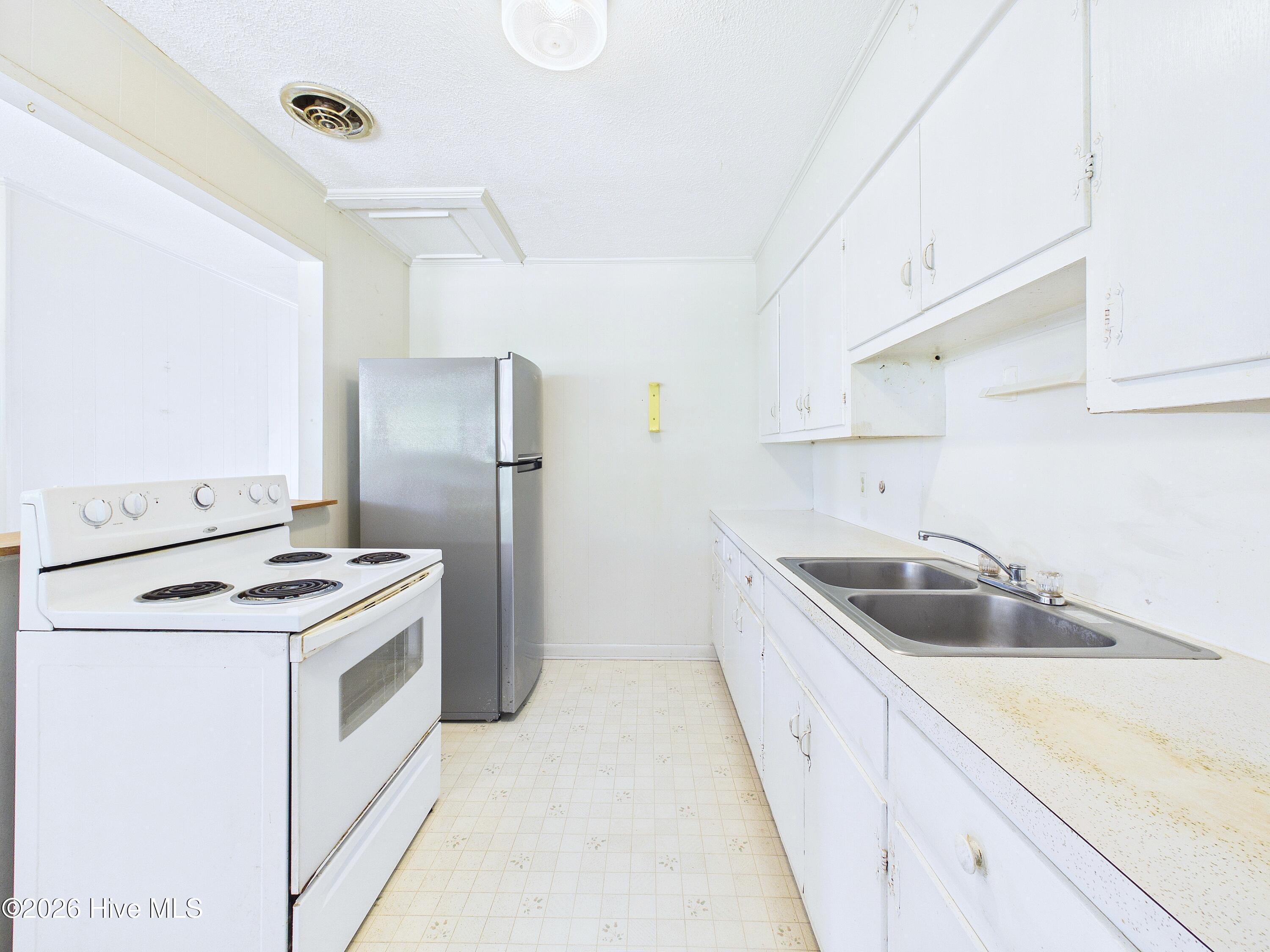 425 Norton Street Property Photo 21