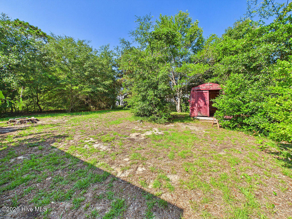 425 Norton Street Property Photo 36