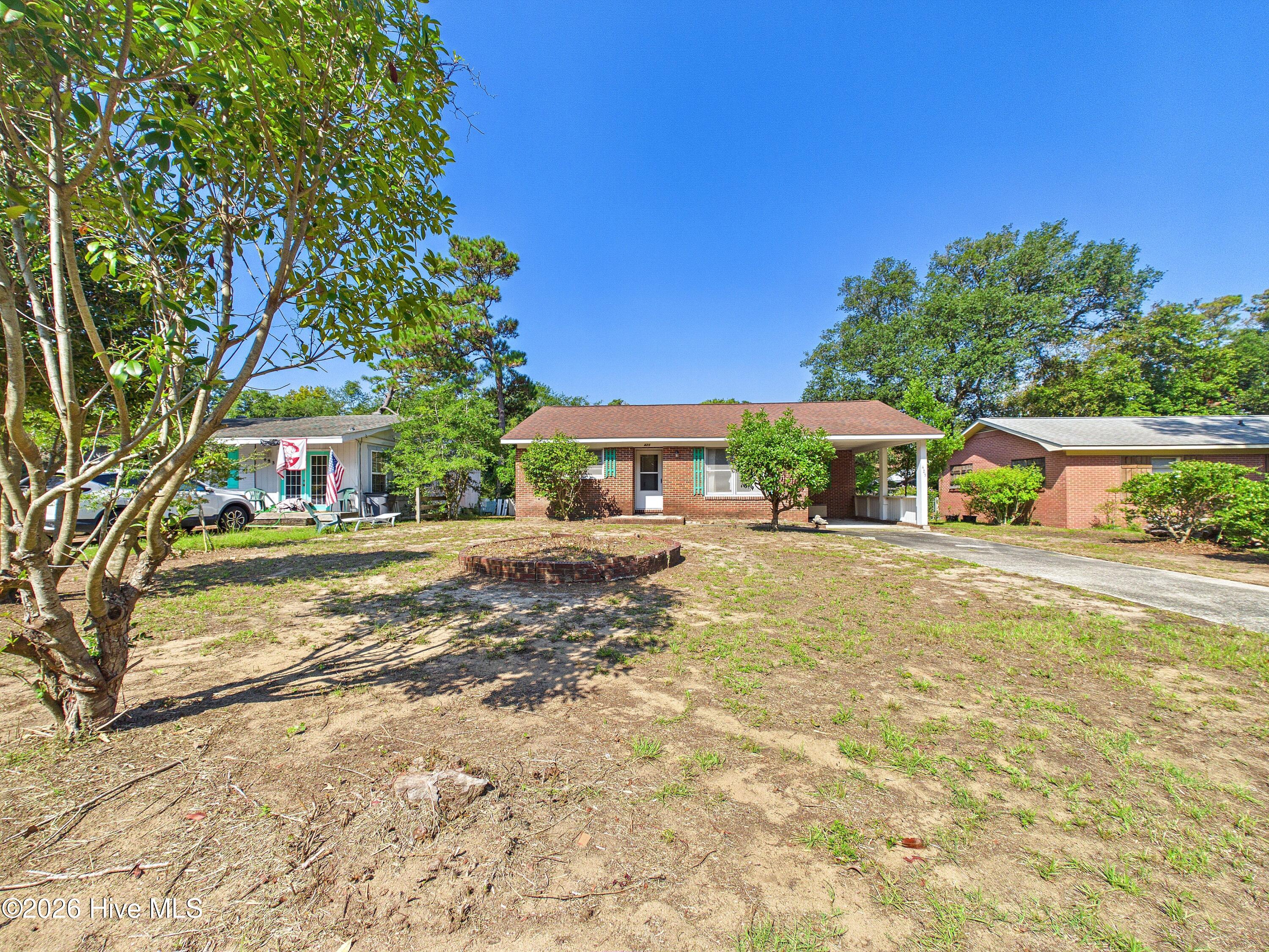 425 Norton Street Property Photo 42