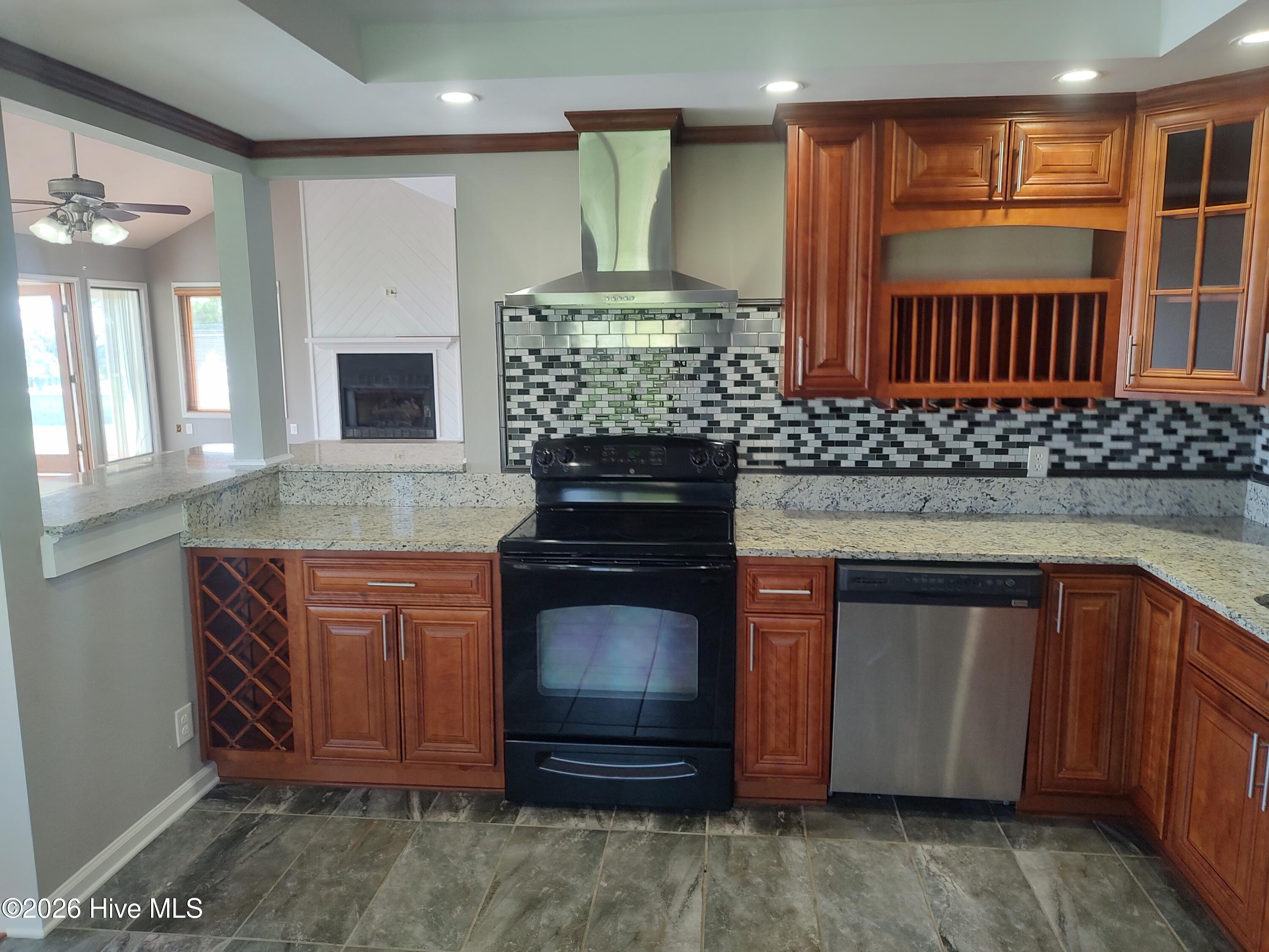 224 River Reach Drive Property Photo 25
