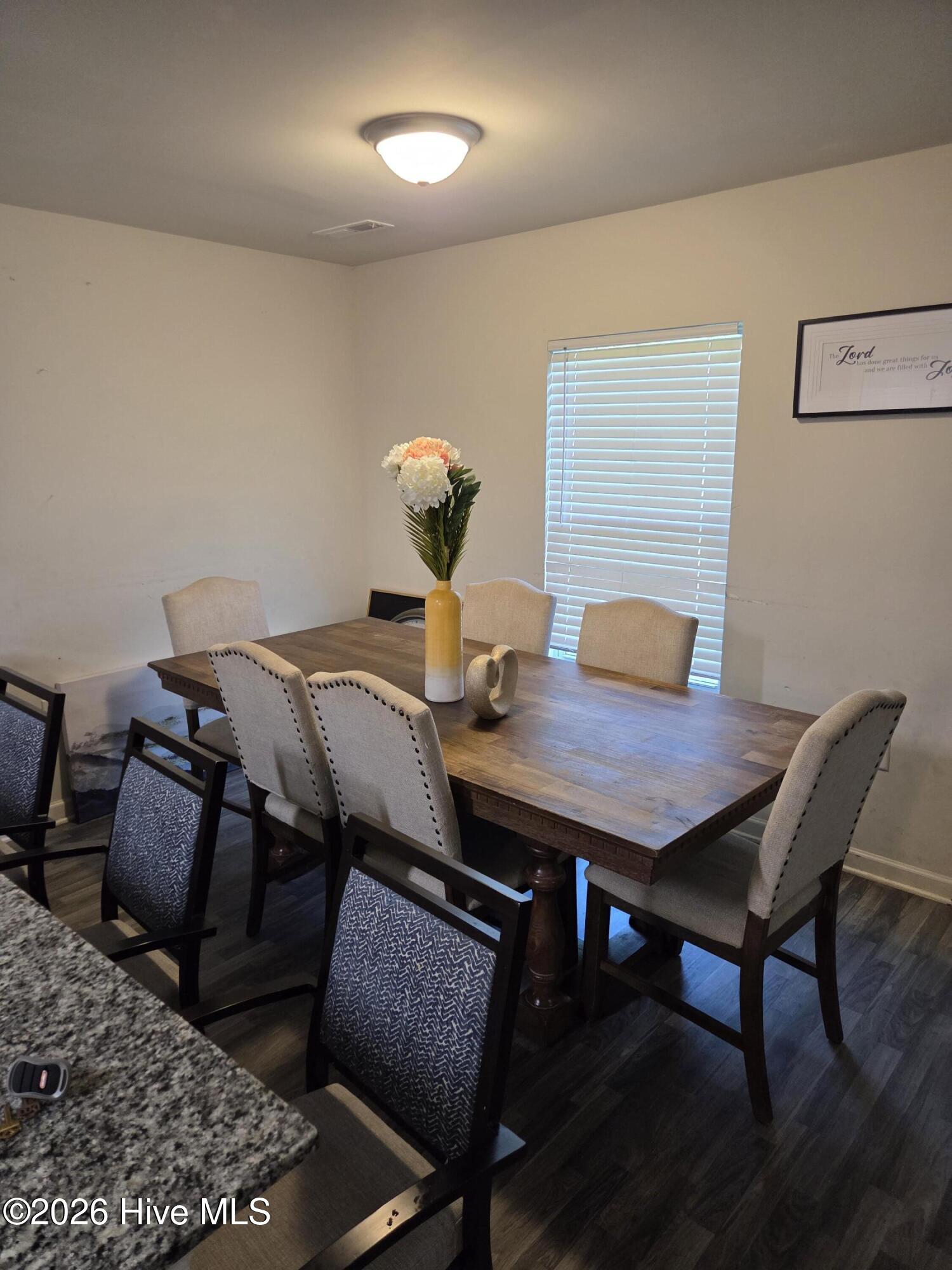 3302 Taylors Pointe Drive Property Photo 6