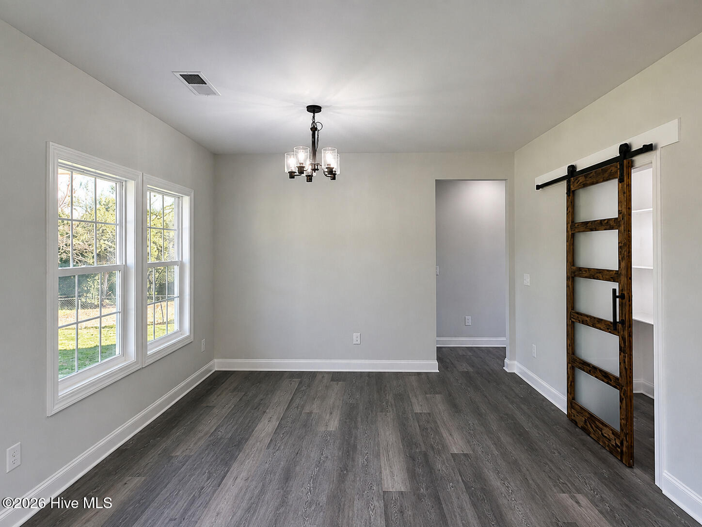 2513 Weldon Drive Property Photo 10