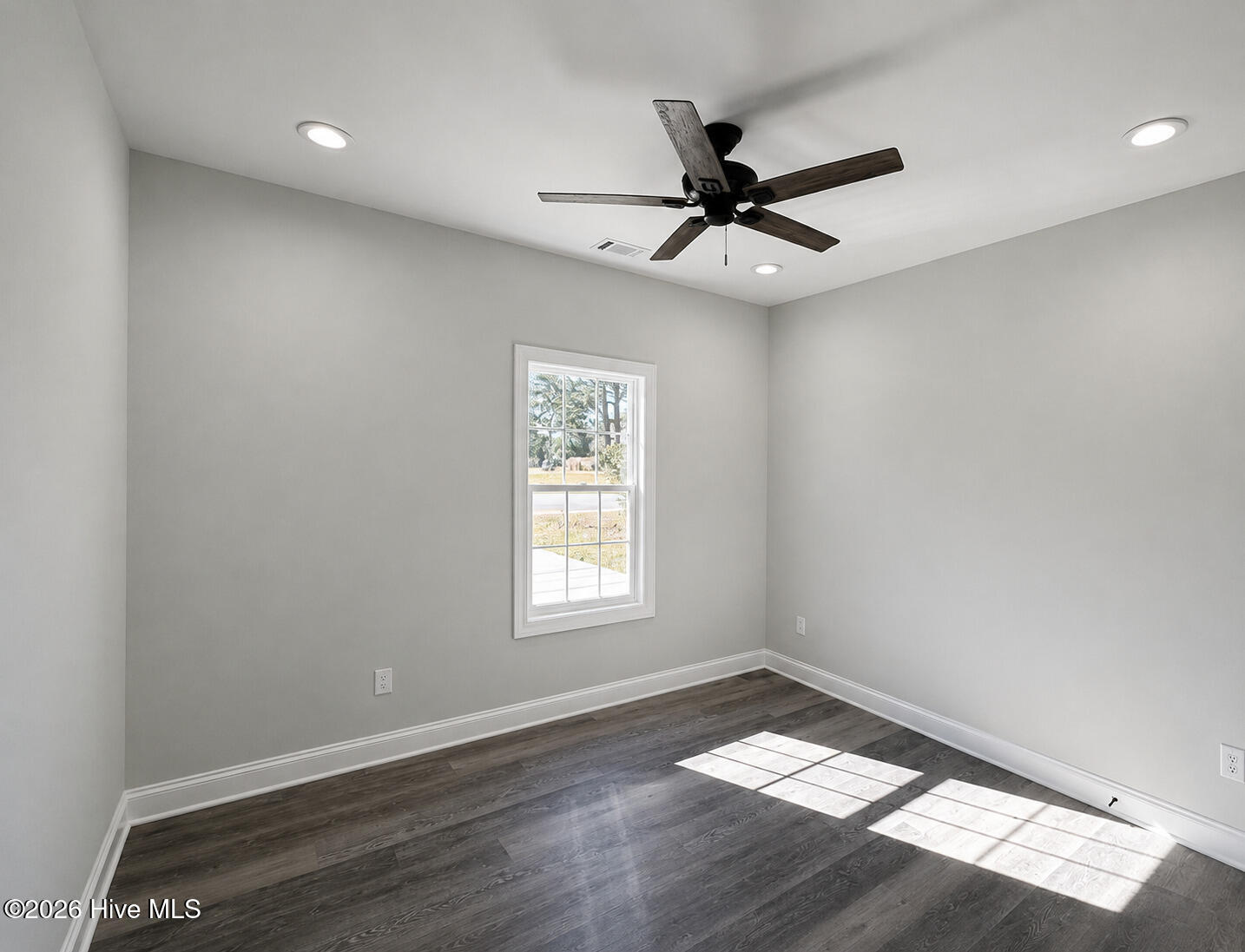2513 Weldon Drive Property Photo 14